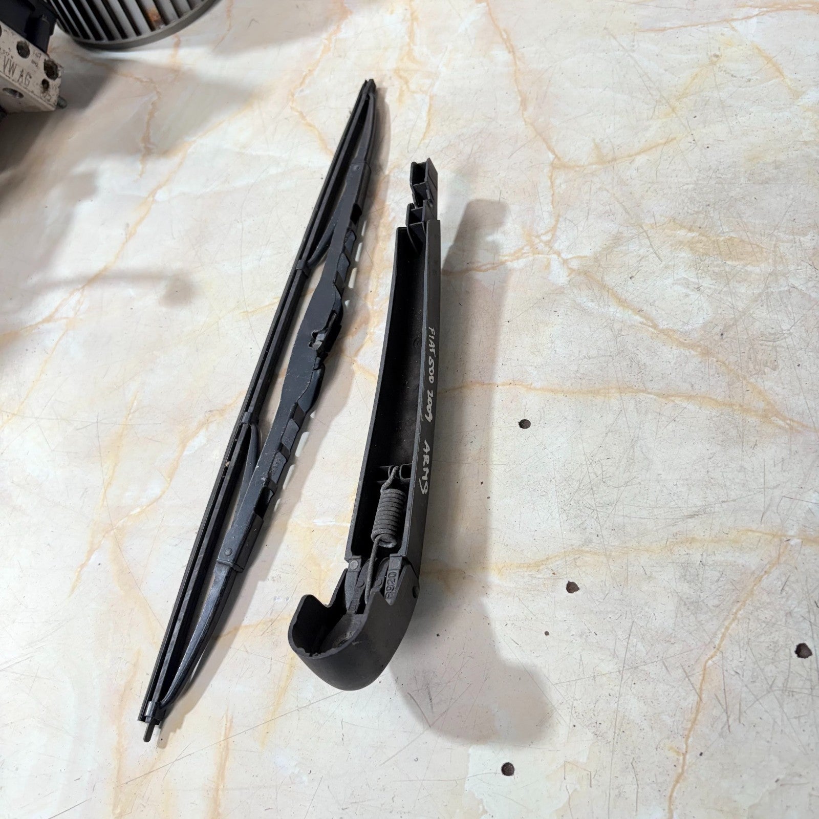 Fiat 500 Rear Wiper Arms 2009