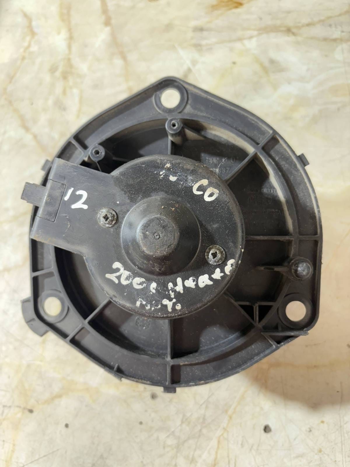 IVECO DAILY DENSO HEATER BLOWER MOTOR FITS 2000-570630200