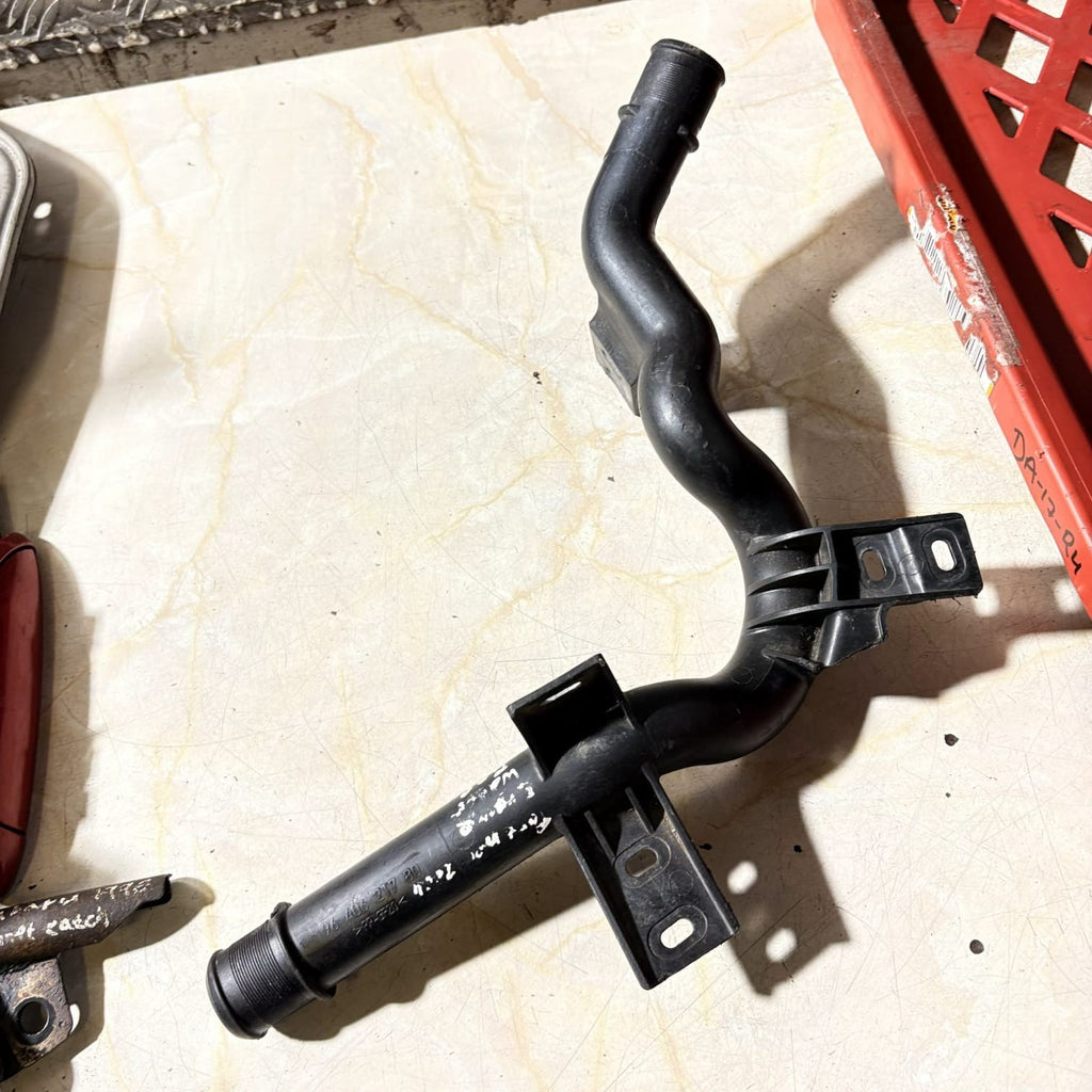 PEUGEOT 1007 1.6 PETROL WATER PIPE 9640621780