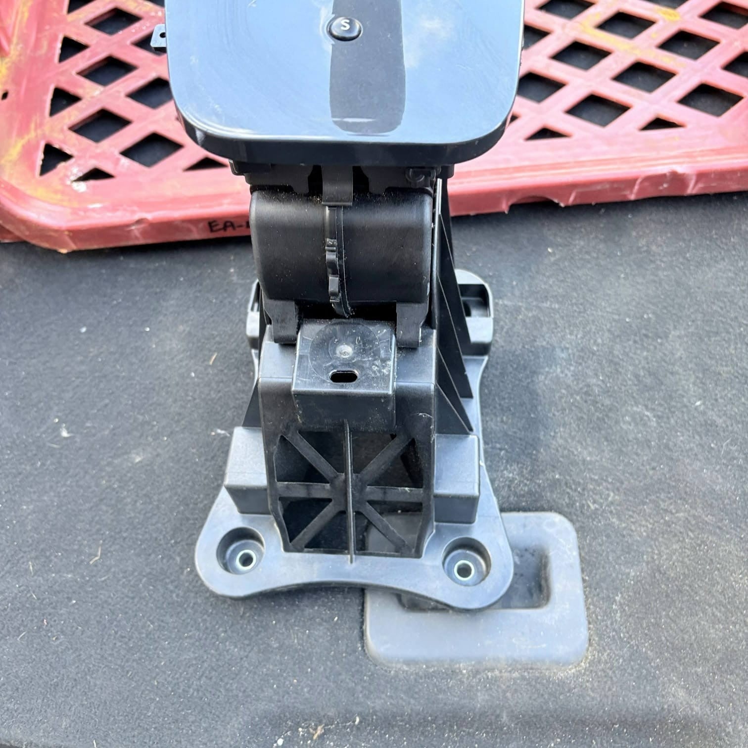 PEUGEOT 3008 2012 AUTOMATIC GEAR SELECTOR SHIFTER 9687024580