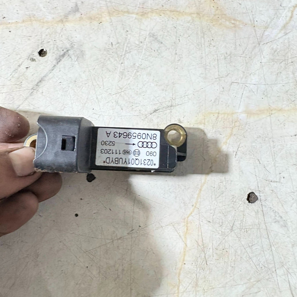 Audi TT Impact Crash Sensor Front Right Side 8N0959643A 1998-2006