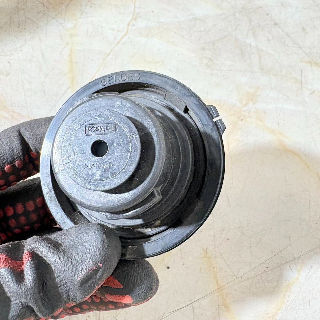 Ford C-Max Mk1 2003–2010 Fuel Cap Tank Cover Tested
