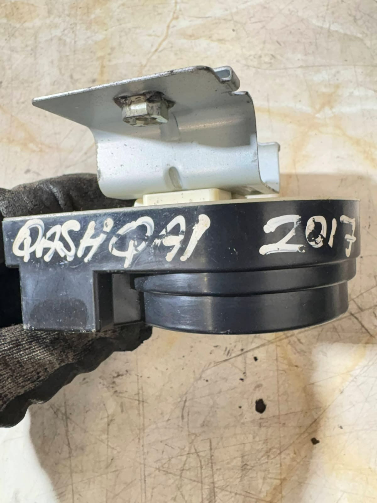 Nissan Qashqai J11 2014-2021 X-Trail T32 2014-2020 Alarm Siren 28487-4BA0A