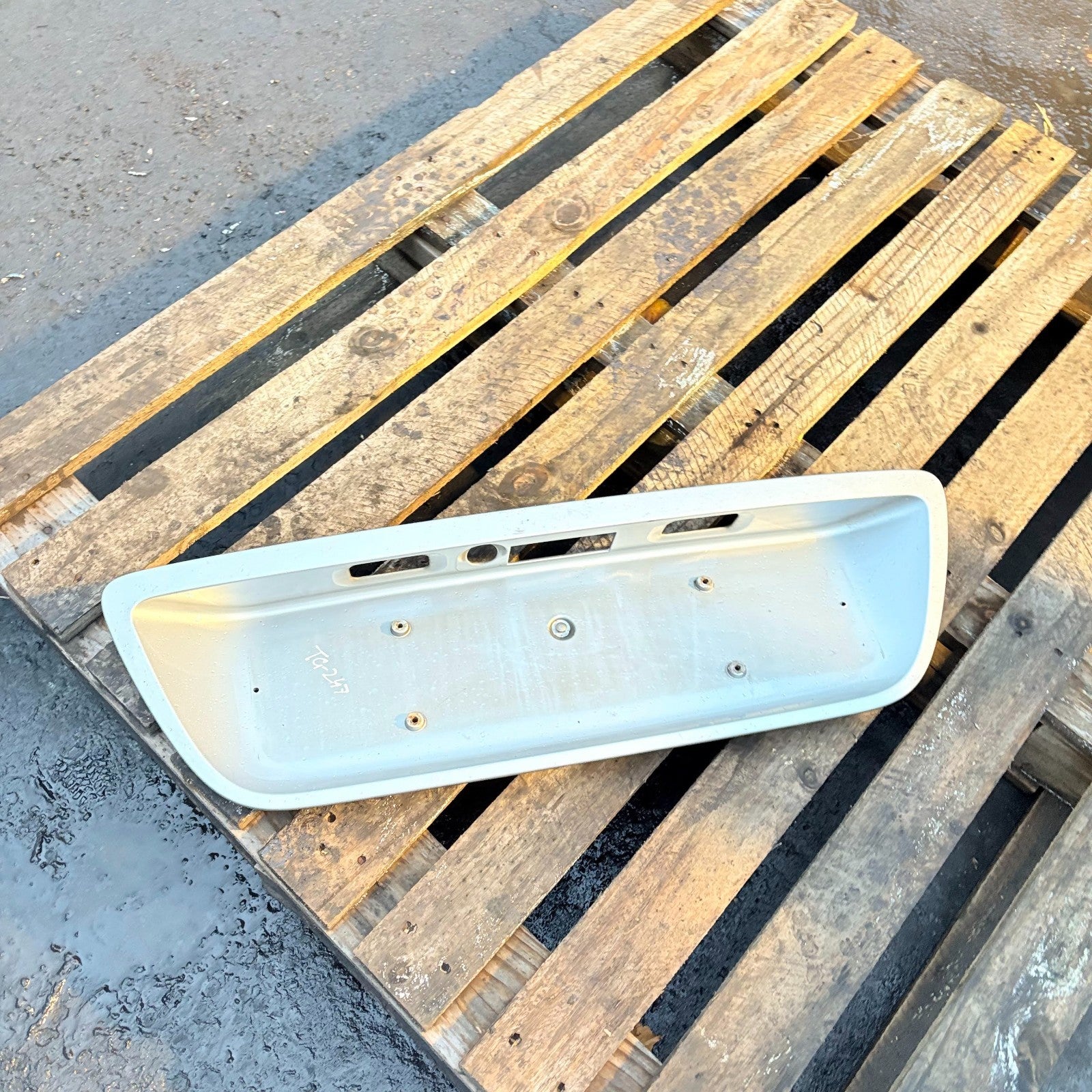 Mercedes C-Class 2002-2007 Rear Trunk Boot Lid License Plate Trim A2037500881
