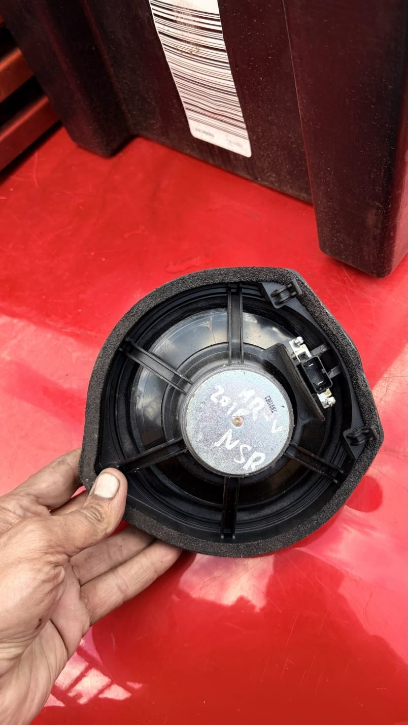 Honda HR-V 2018 5 Door Left Rear Door Speaker 17cm Audio Loudspeaker