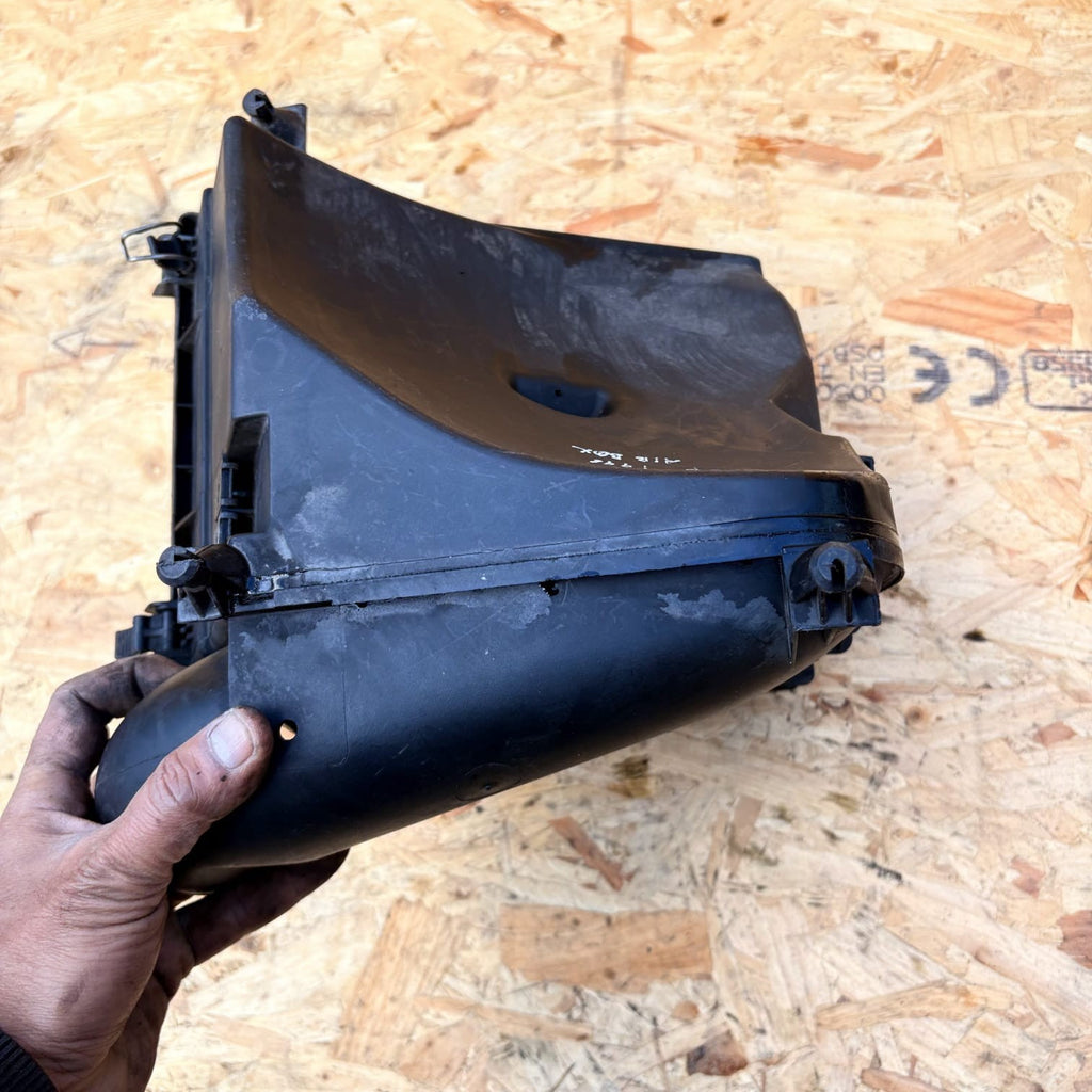 (AS) MERCEDES BENZ W202 C220 CDI AIR FILTER BOX A6040941304 A6040941404 1998