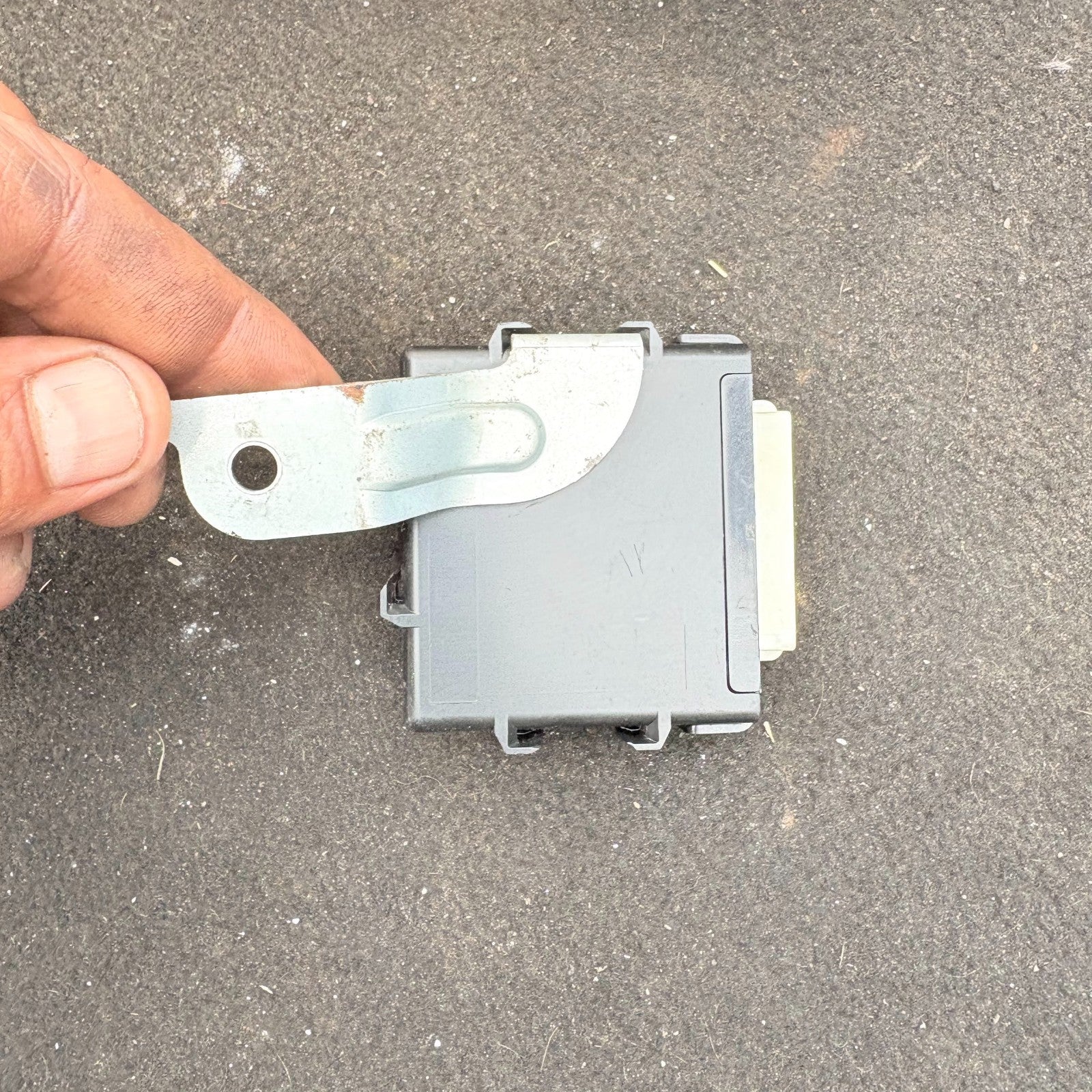 Toyota Prius 2009-2015 Headlight Adjustment Control Unit 8996047121