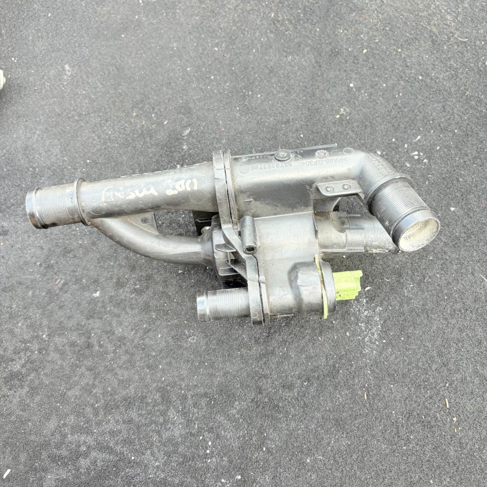 2008-2017 FORD FIESTA THERMOSTAT HOUSING 9670253780