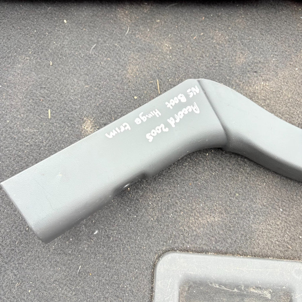 Honda Accord 2005 Passenger Side Boot Hinge Cover 74896-SEA-0000