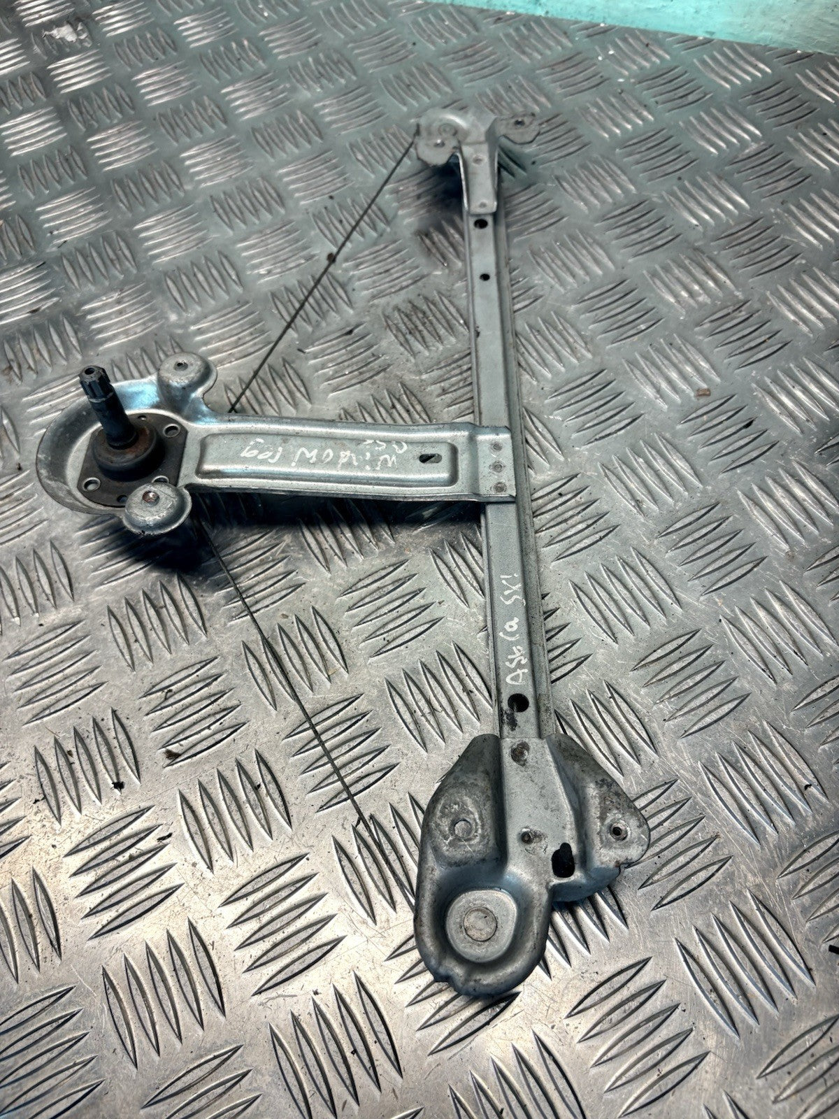 VAUXHALL ASTRA H MK5 WINDOW REGULATOR MANUAL PASSENGER SIDE REAR 13100420