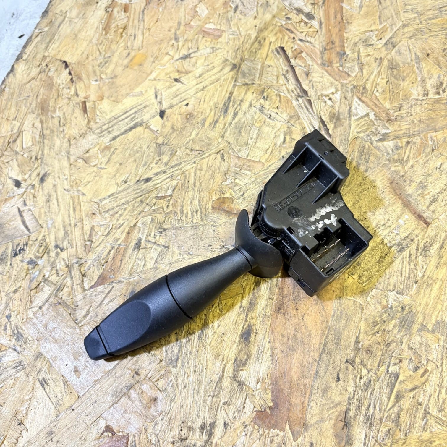 FORD TOURNEO MK3 2004 WIPER COLUMN SWITCH PA66-GF30