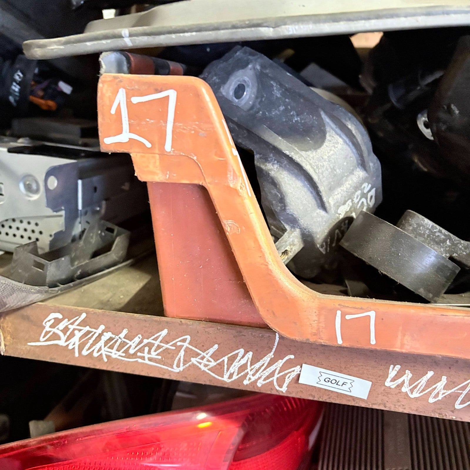 SKODA OCTAVIA VRS 2005-2012 DRIVER SIDE REAR WINDOW REGULATOR SHELL 1Z0839656C