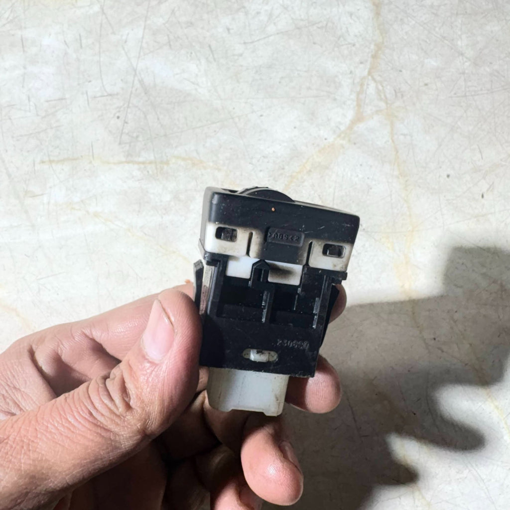 Vauxhall Agila B Headlight Lamp Control Adjuster Switch 5 Pin 2012-2016