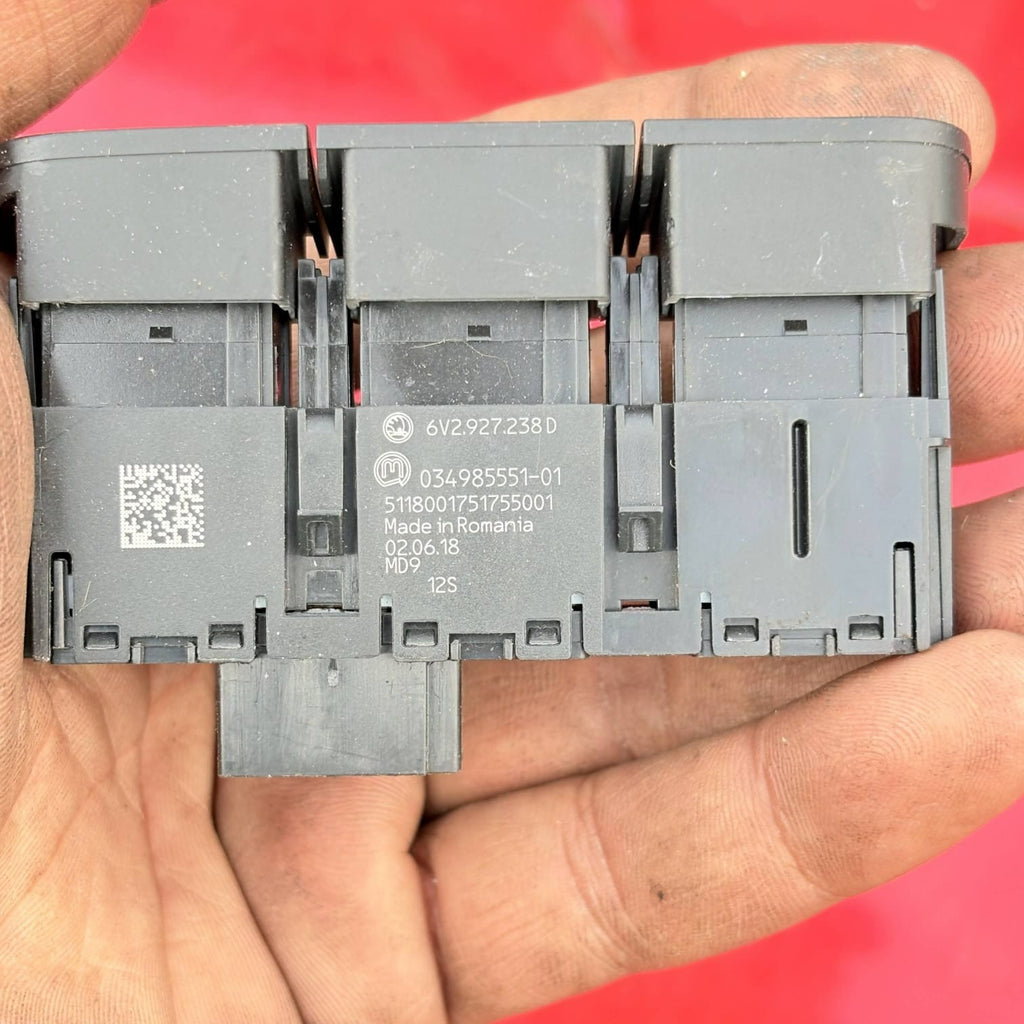SKODA FABIA AUTO START STOP SWITCH 034985551-01
