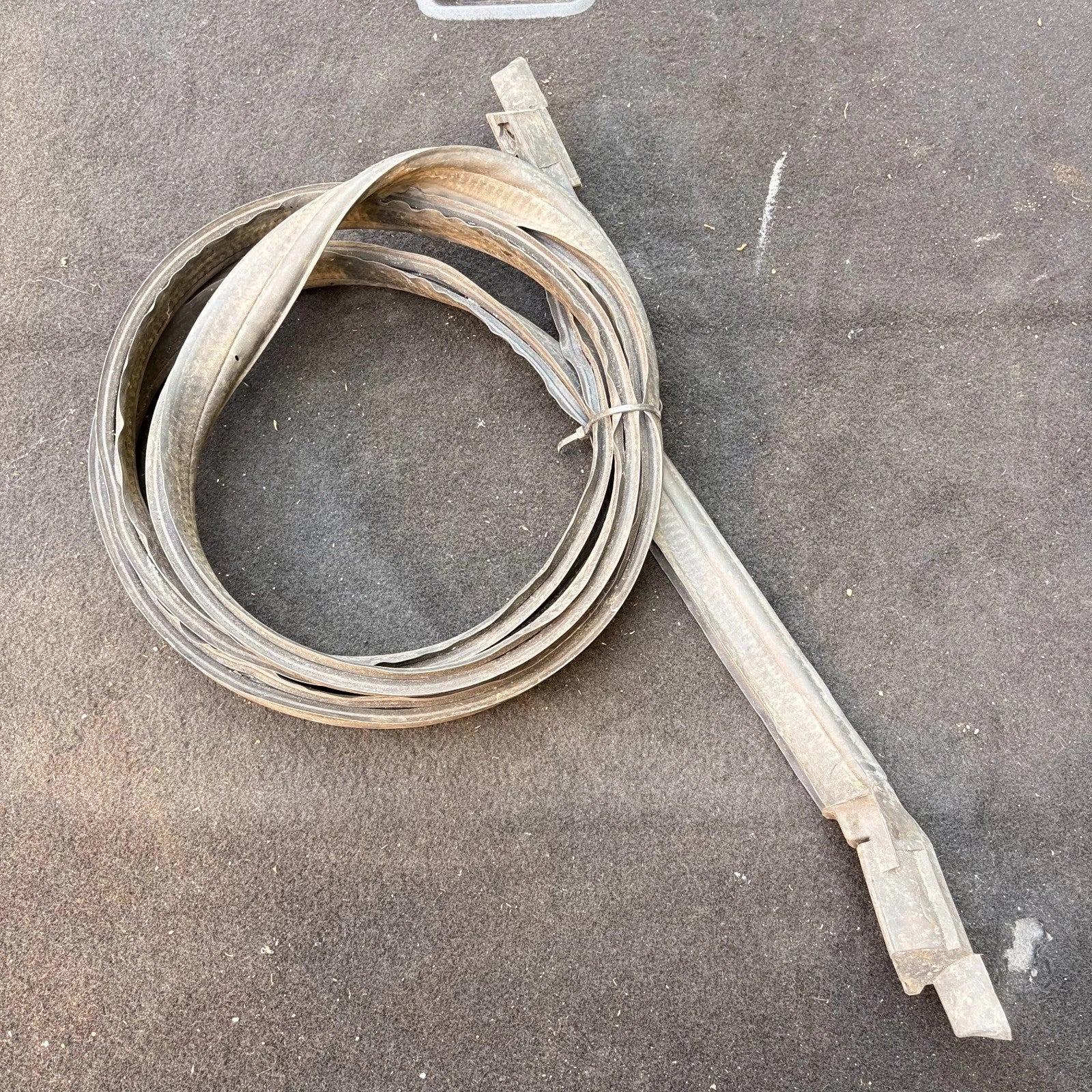 Mercedes SLK R170 96-04 Convertible Rear Trunk Boot Lid Rubber Weatherstrip Seal