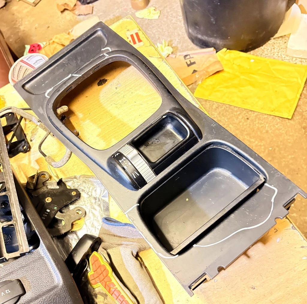 PORSCHE CAYENNE 957 MK1 CENTRE CONSOLE TRIM 2009 7L51862531