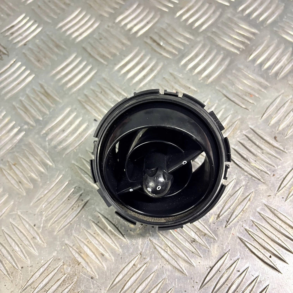 MINI Cooper One S R50 R52 R53 Dashboard Air Vent Driver Side 2001-06/2004-08