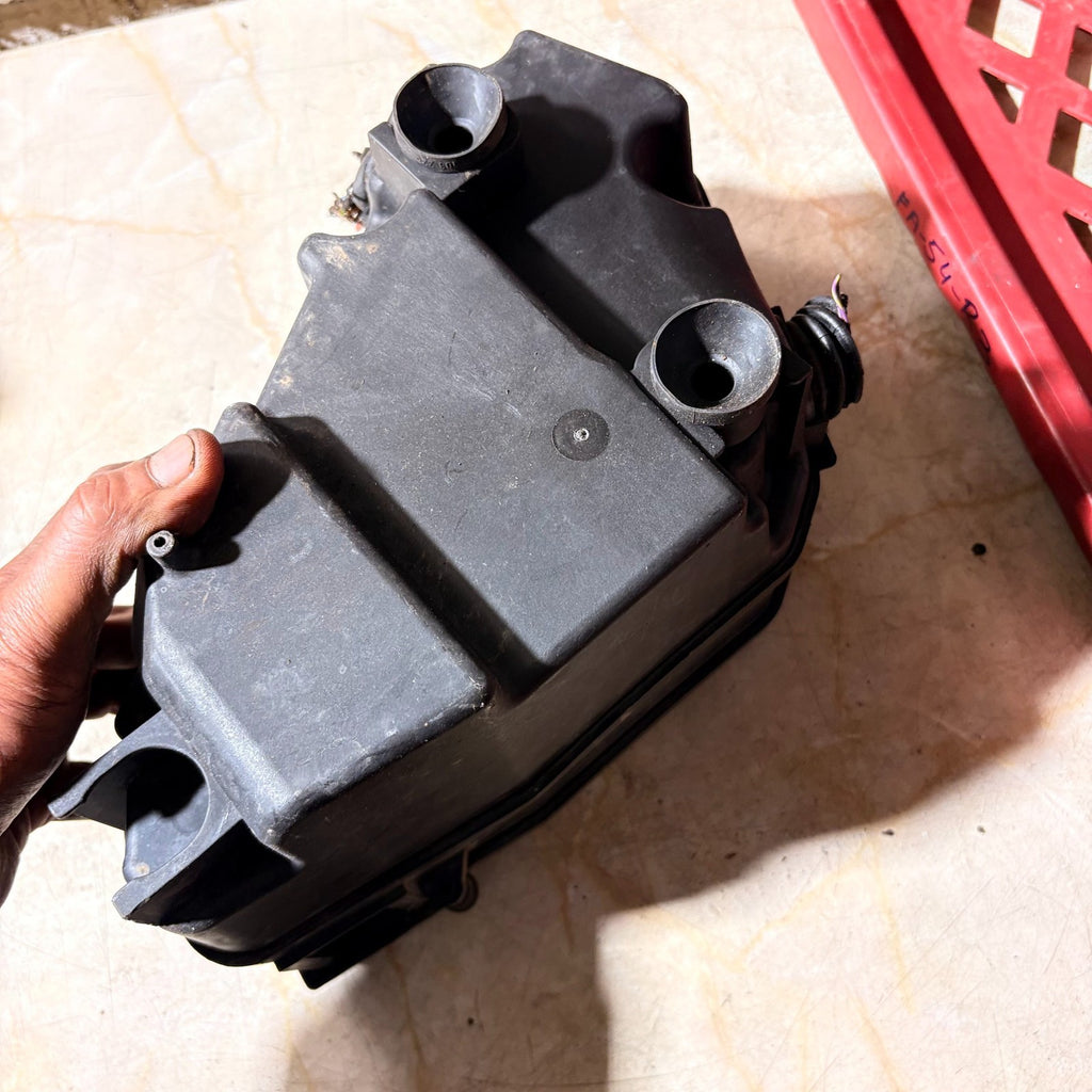 Porsche Cayenne 2003-2009 Under Bonnet Fuse Box 7L0010338A