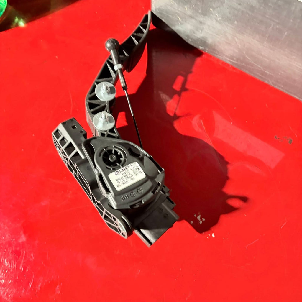 FORD ECOSPORT ACCELERATOR THROTTLE PEDAL MK2 2016 8V21-9F836-A3B