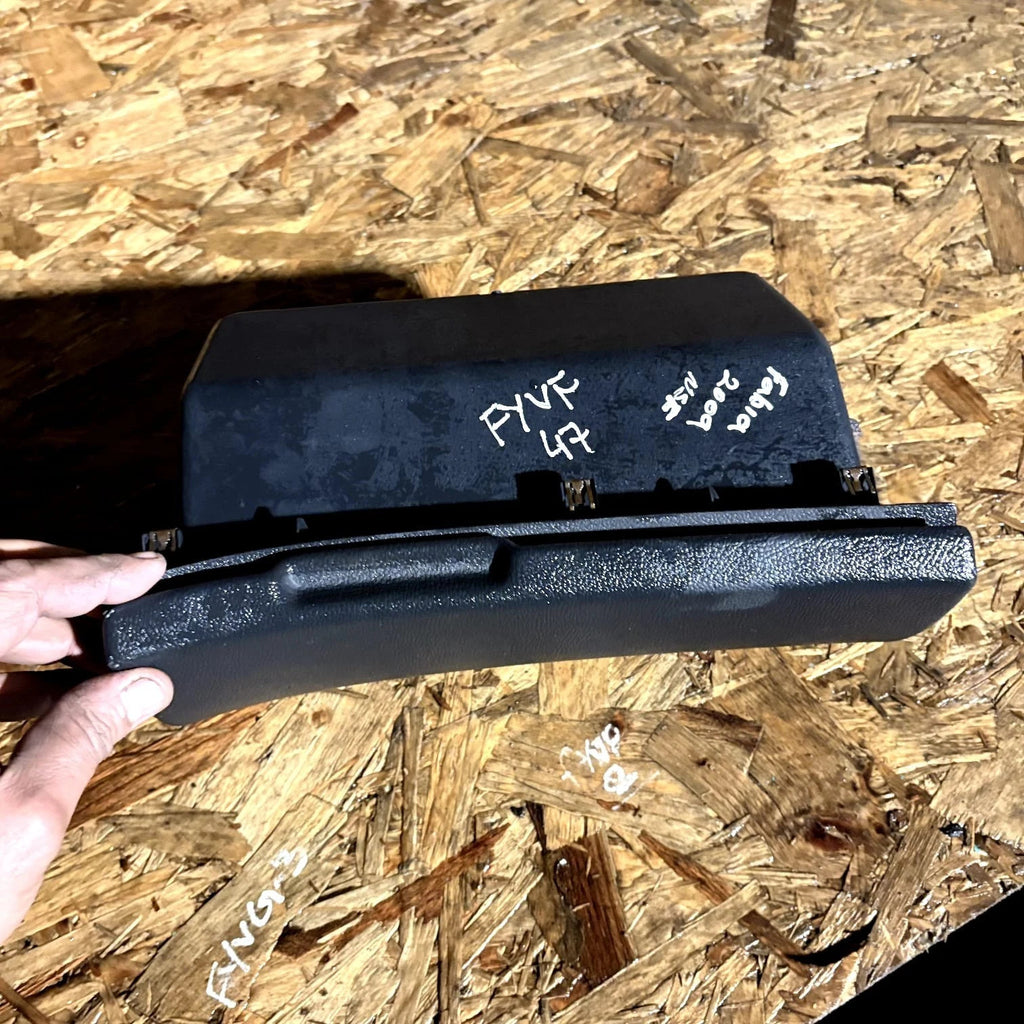 Skoda Fabia Glove Box Storage Compartment Passenger Front 5j2857096 mk2 2009 NSF
