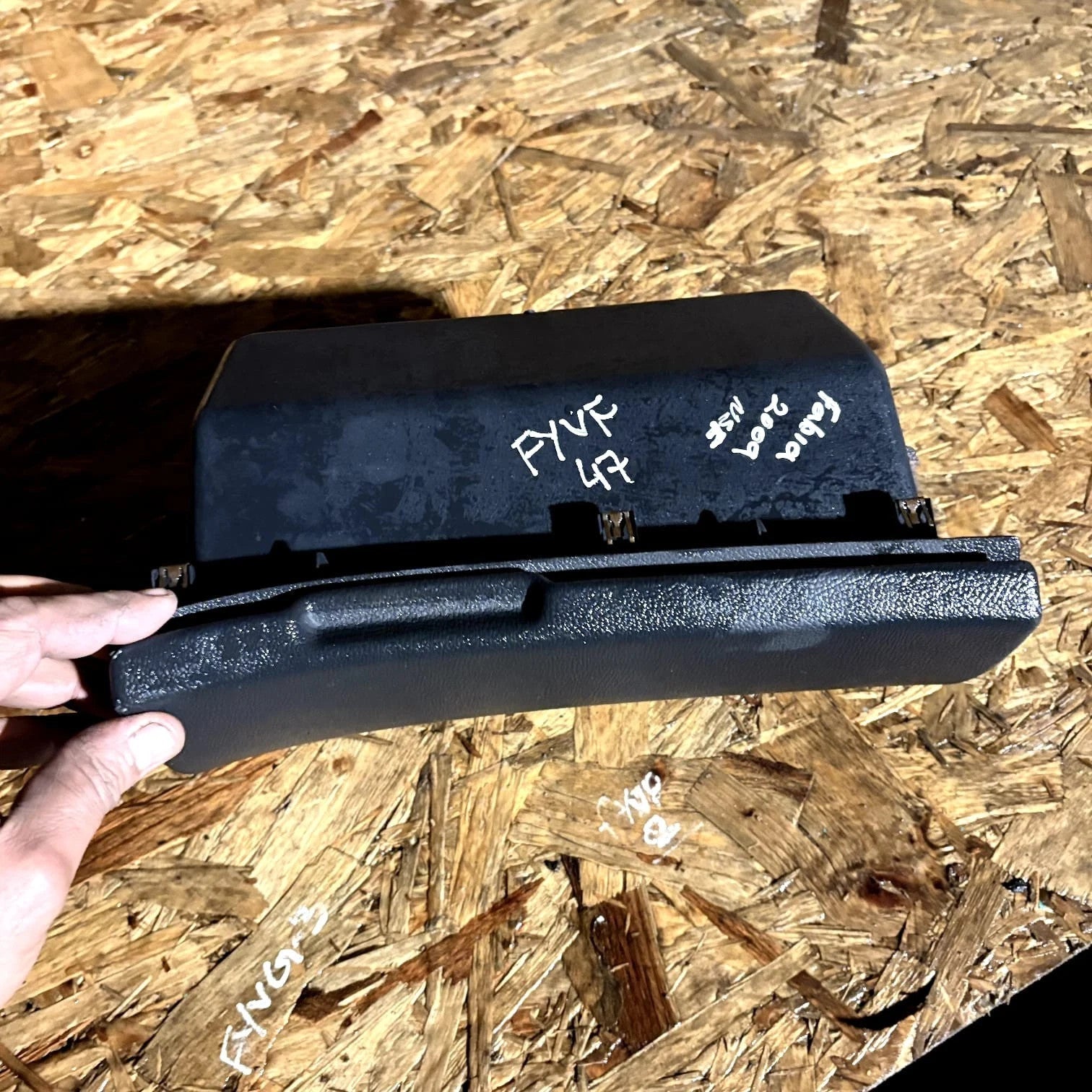 Skoda Fabia Glove Box Storage Compartment Passenger Front 5j2857096 mk2 2009 NSF