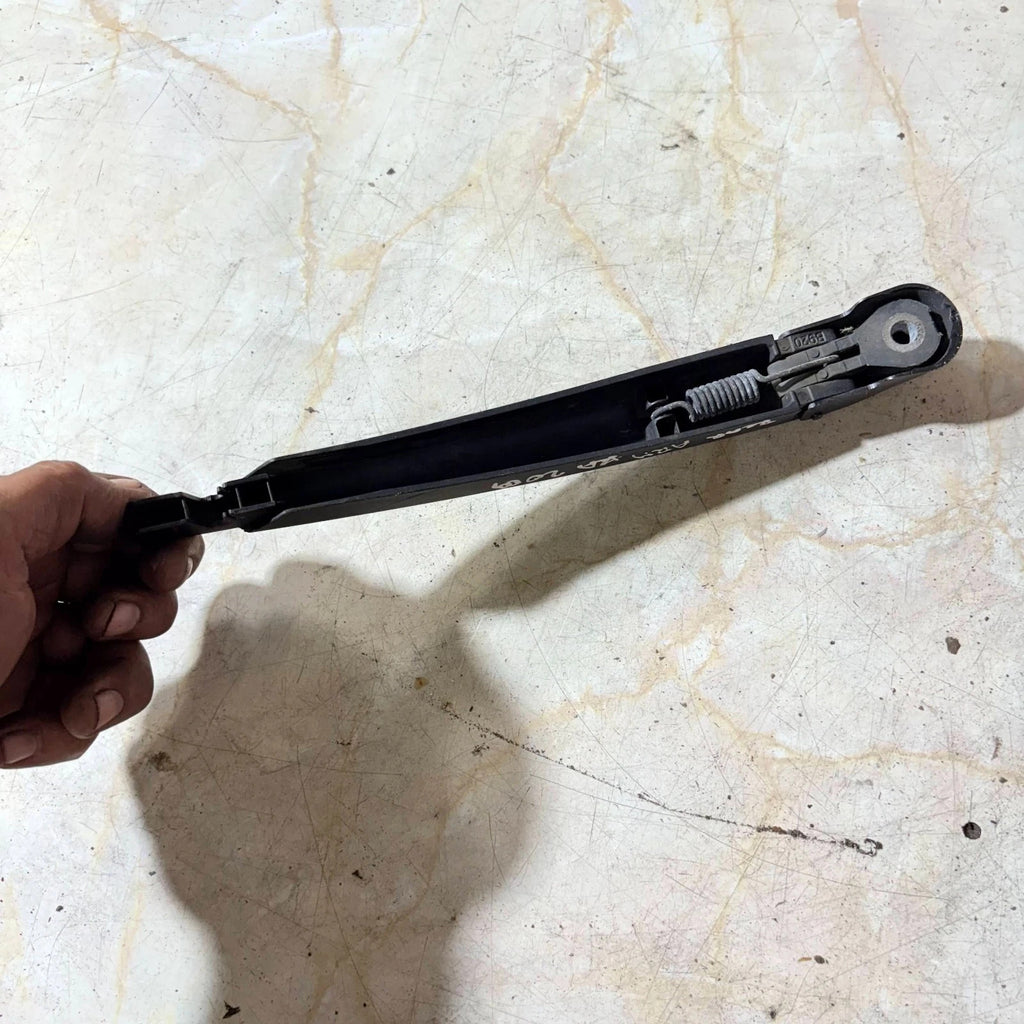 Fiat 500 / Ford KA Rear Wiper Arm (2008 onward)