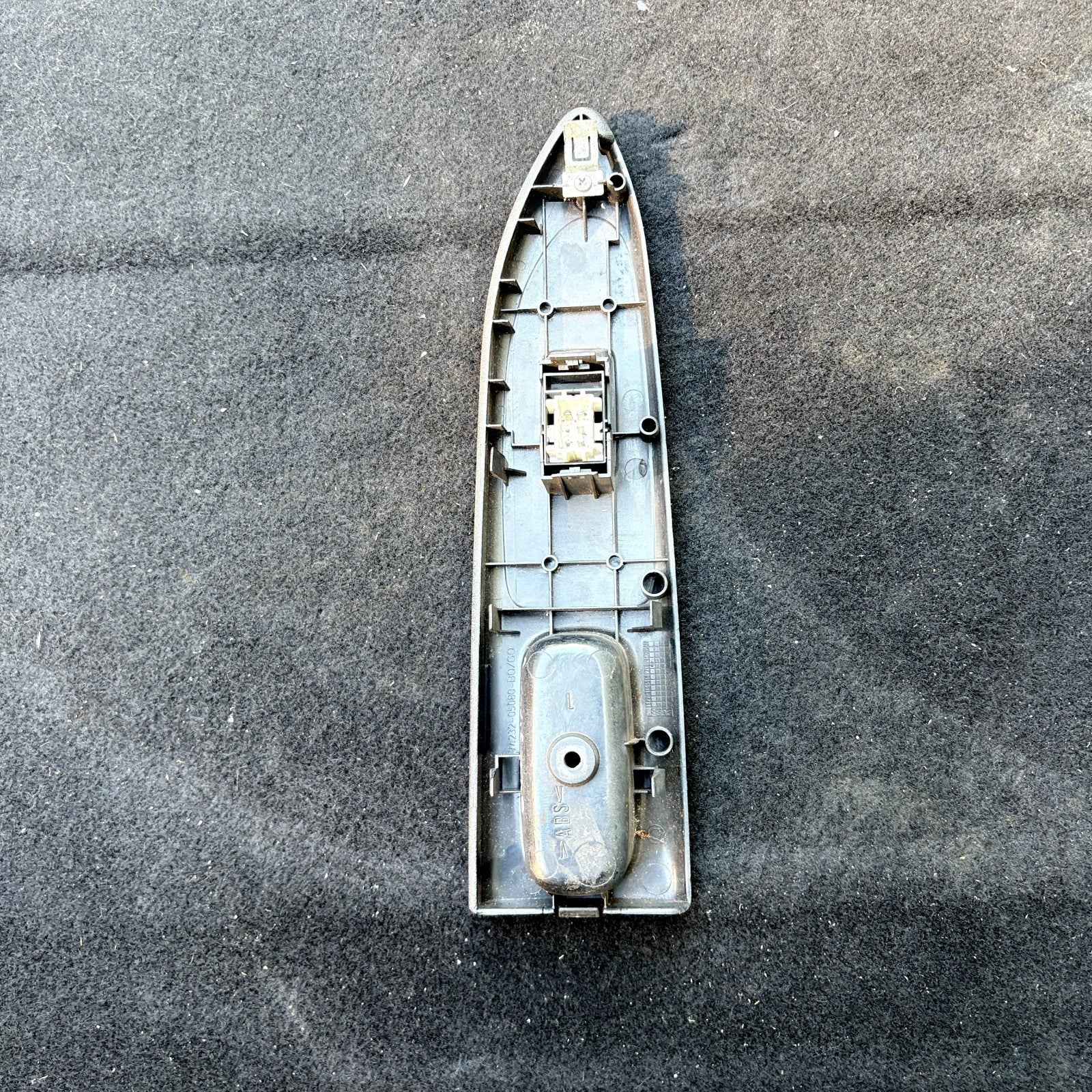 1997-02 TOYOTA AVENSIS MK1 PASSENGER SIDE FRONT LEFT WINDOW SWITCH 74232-05080