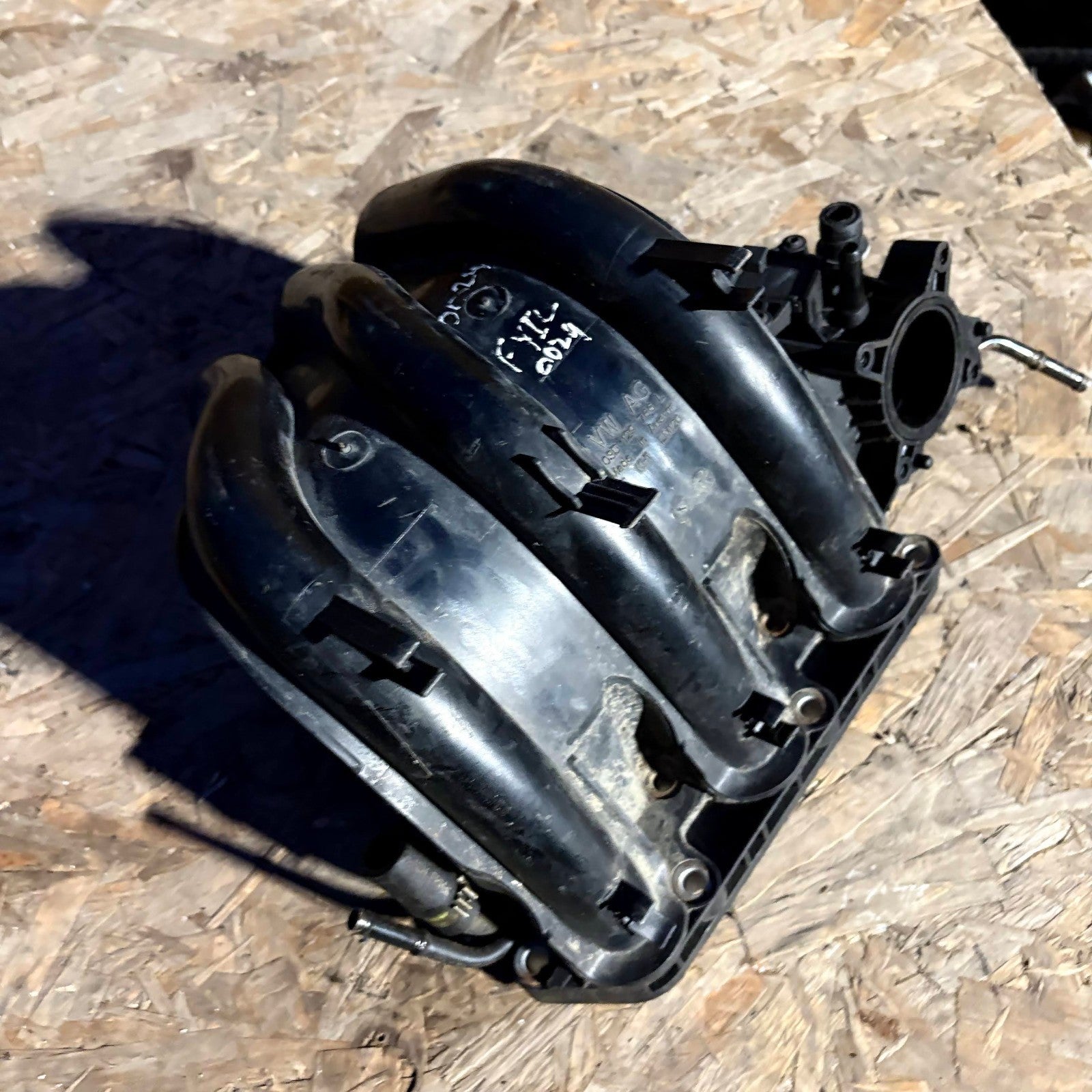 VW/SKODA FABIA 5J MK2 07-14 1.2 PETROL INLET INTAKE MANIFOLD O3D129766L
