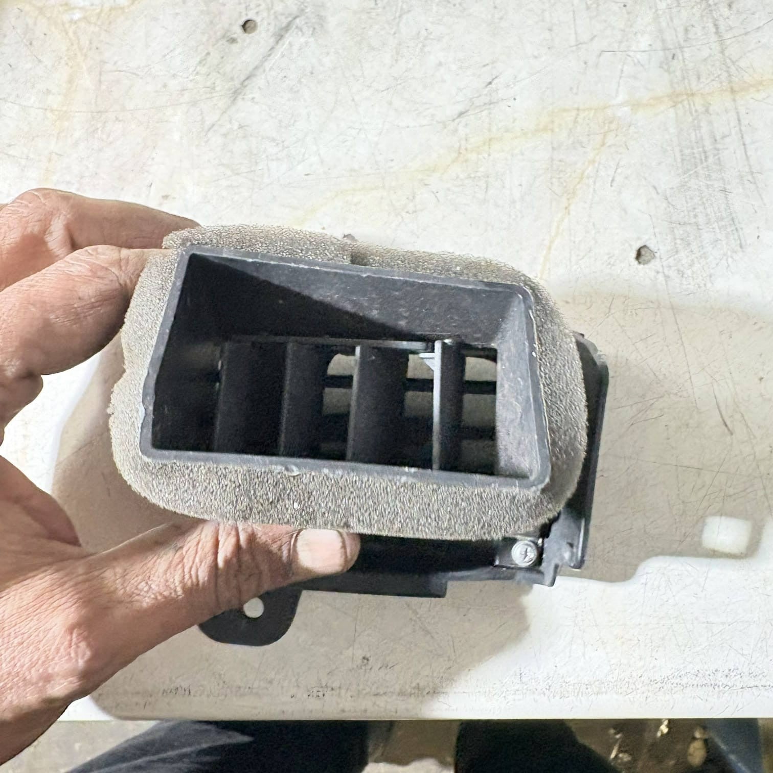 Kia Picanto Passenger Front Left Side Dash Air Vent Mk2 2011-2017 809C53