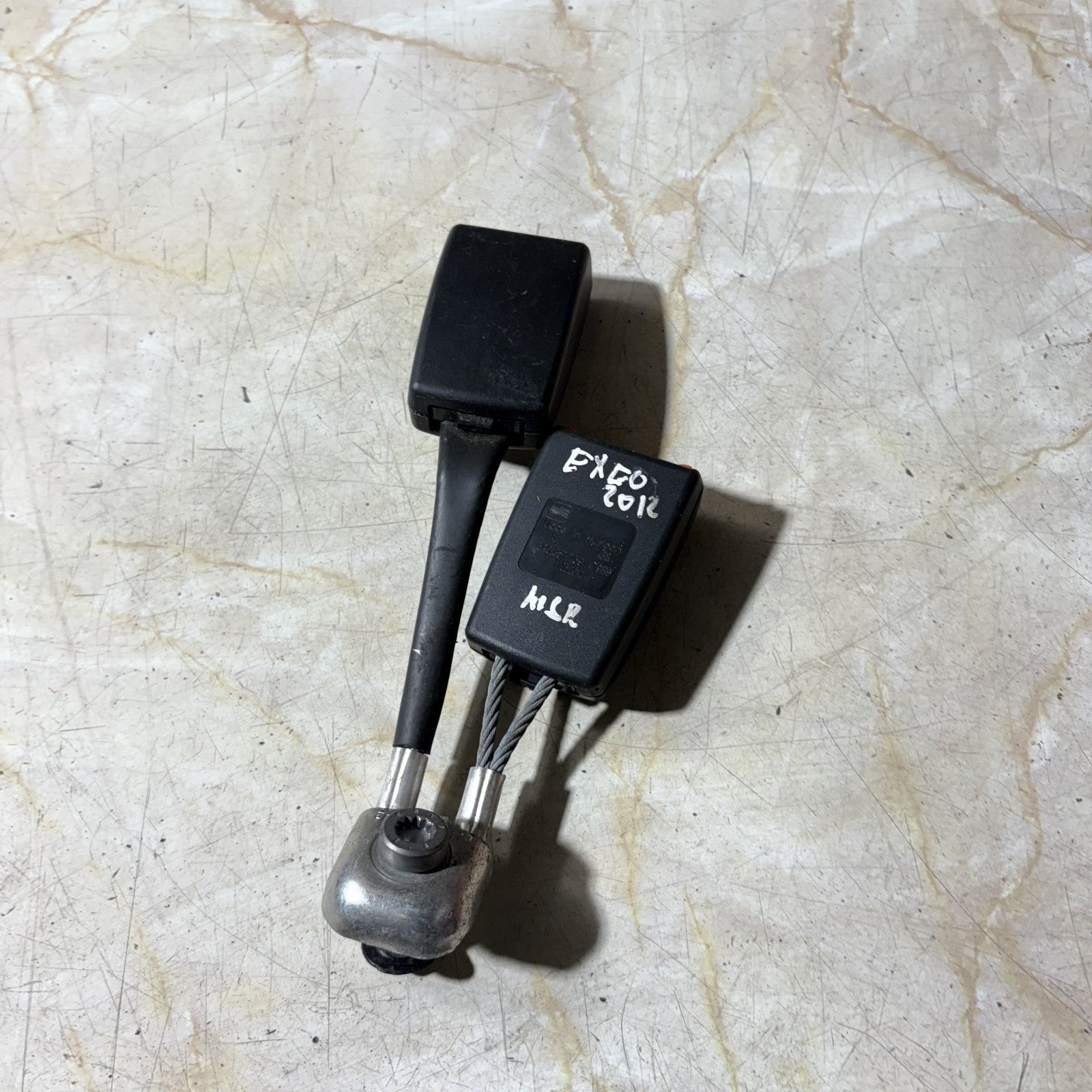 SEAT Exeo 3R2 3R5 Rear Left Seat Belt Buckle 3R0857739A 2009-2013