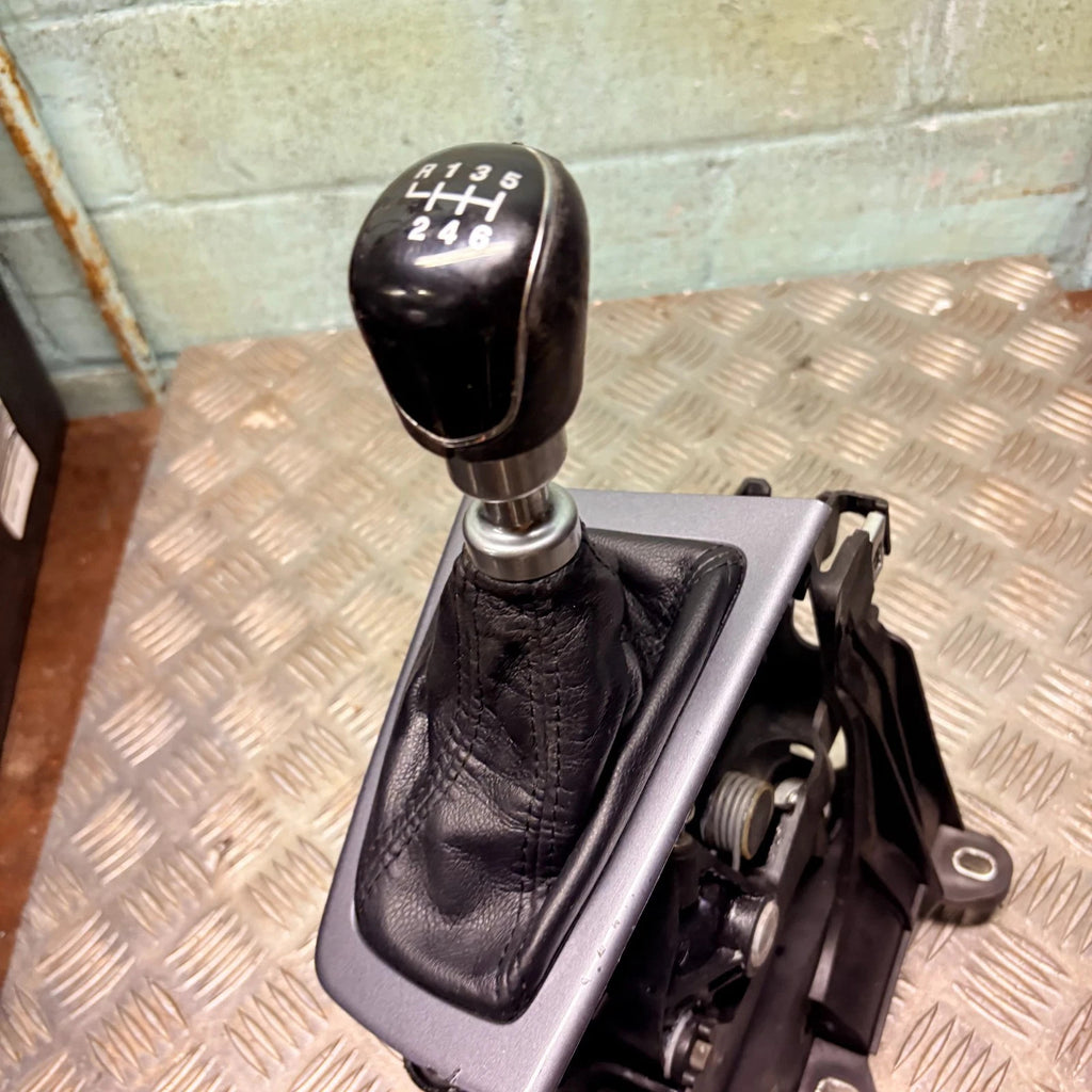 FORD FOCUS GEAR SELECTOR 6 SPEED MANUAL BV6R7C453DKC 2013 Mk3