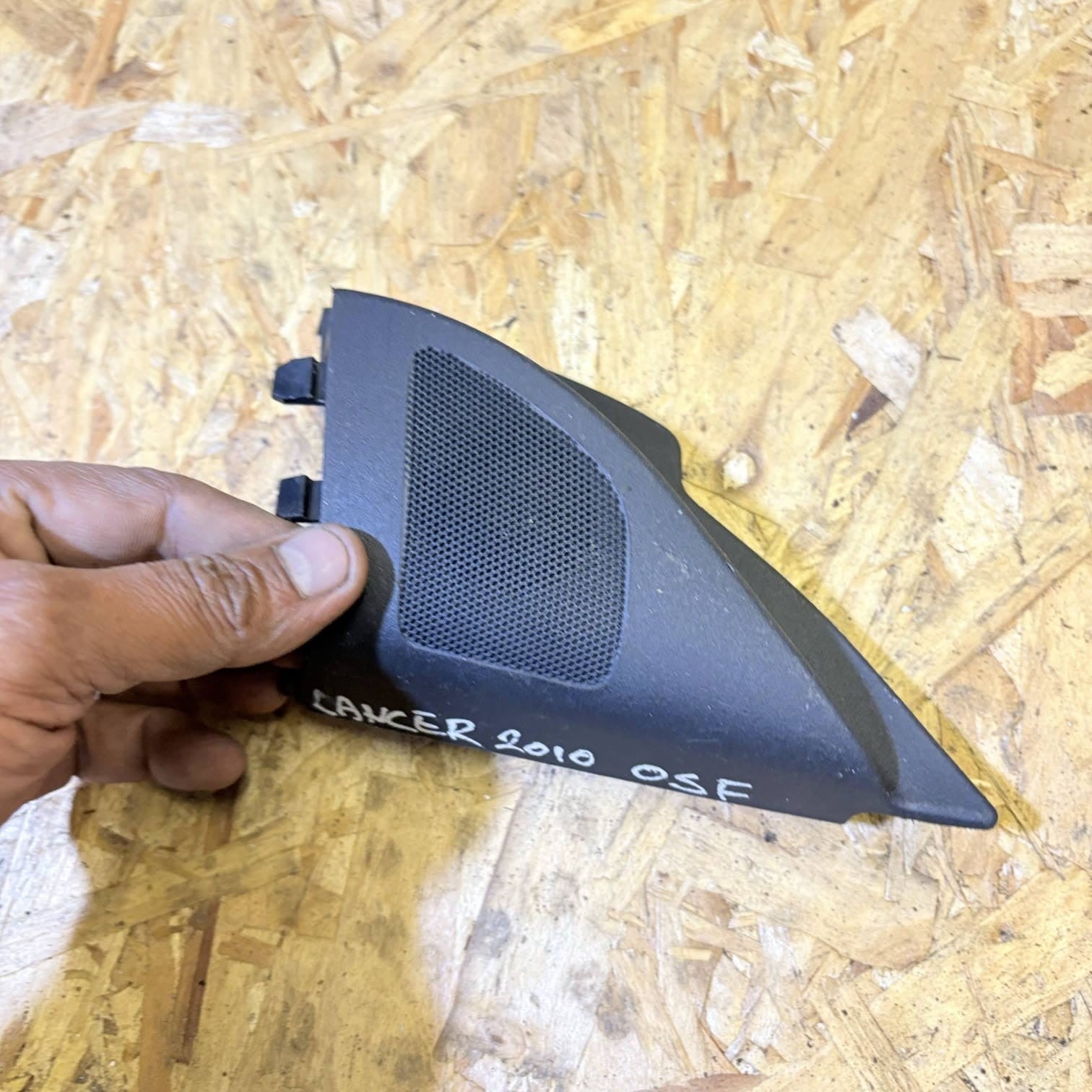 Mitsubishi Lancer VIII CYA, CZA Driver Front Door Speaker MR986377 26505285 2010