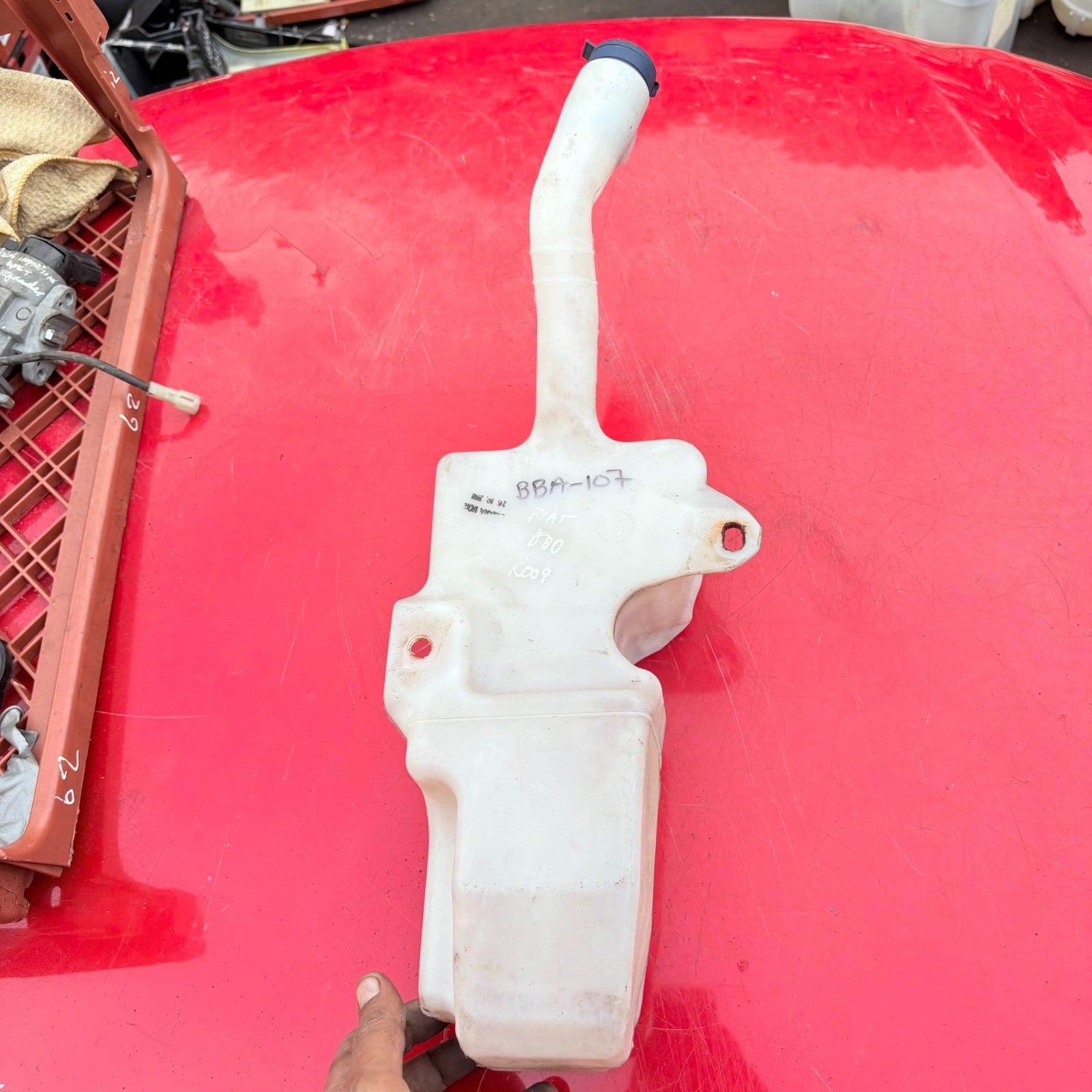 Fiat 500 (312) 2007-2015 Windscreen Washer Bottle Reservoir + Pump 71740942