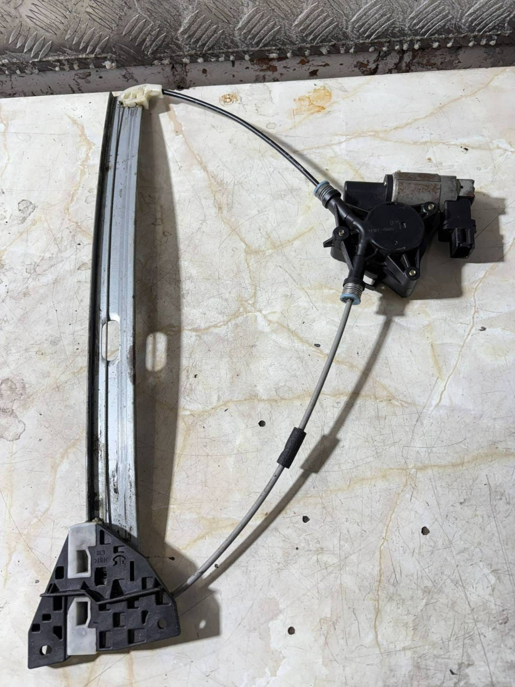 G22C 5958X MAZDA 6 FRONT DOOR ELECTRIC WINDOW REGULATOR AND MOTOR LEFT SIDE