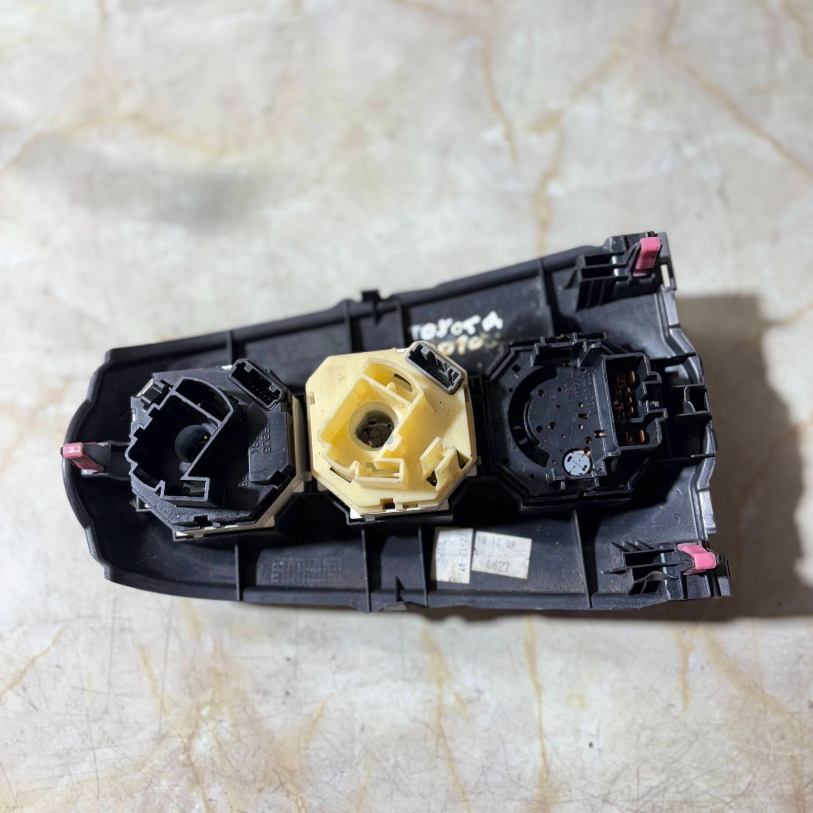 2010 TOYOTA YARIS 3DR CLIMATE CONTROLS WITH A/C 55406-0D190