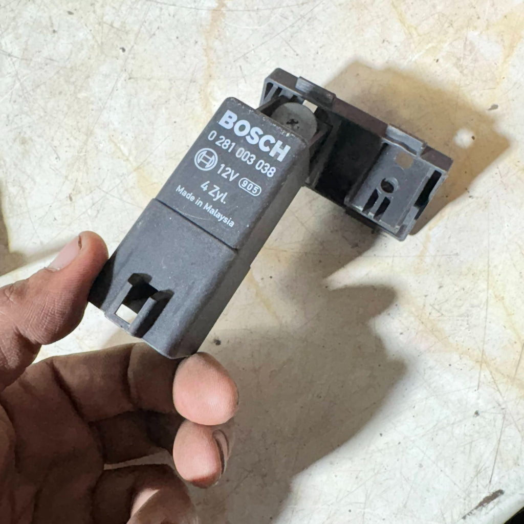Skoda Octavia VRS 2008 Glow Plugs Relay 038907281D