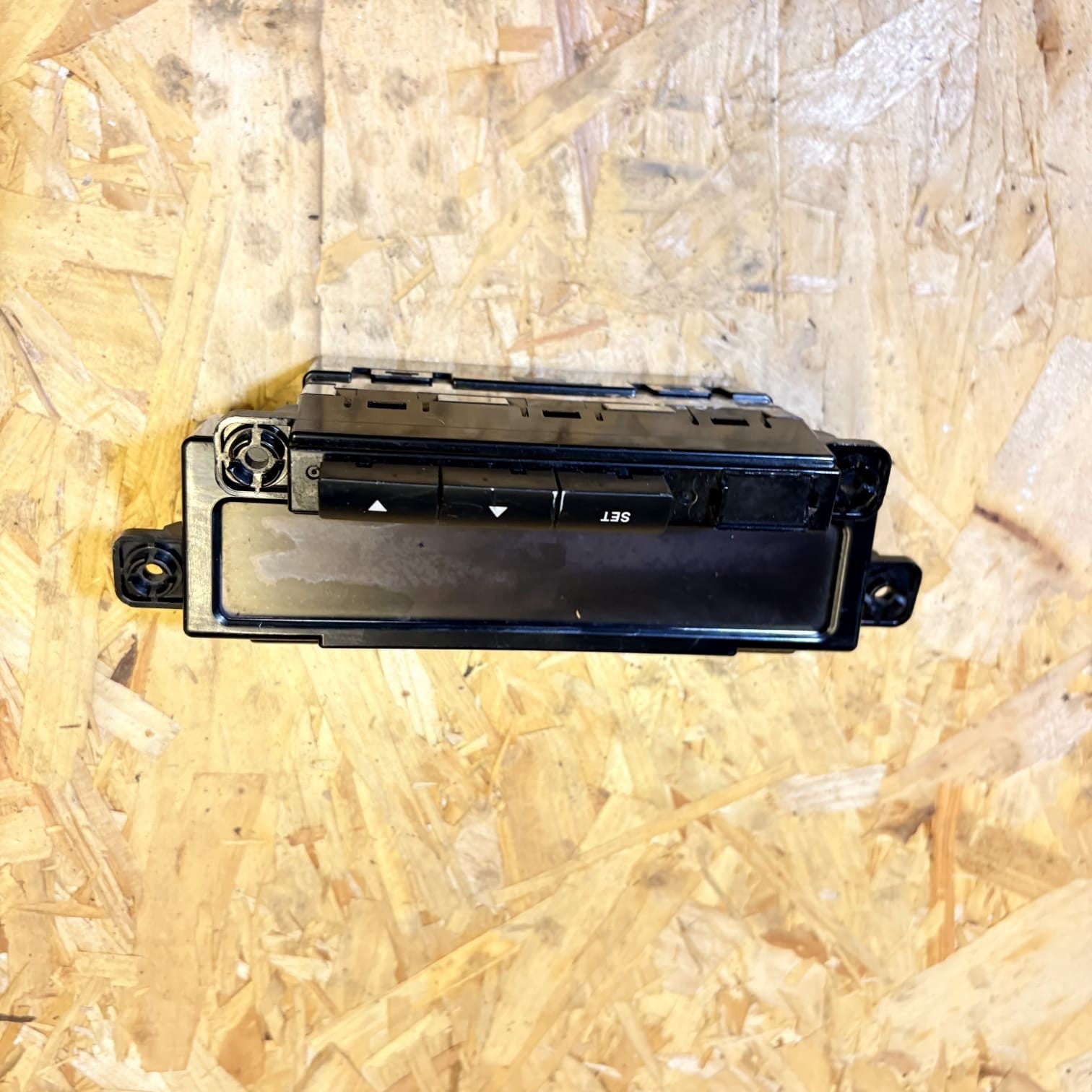 KIA CEED 2012 DISPLAY SCREEN 95710-1H700