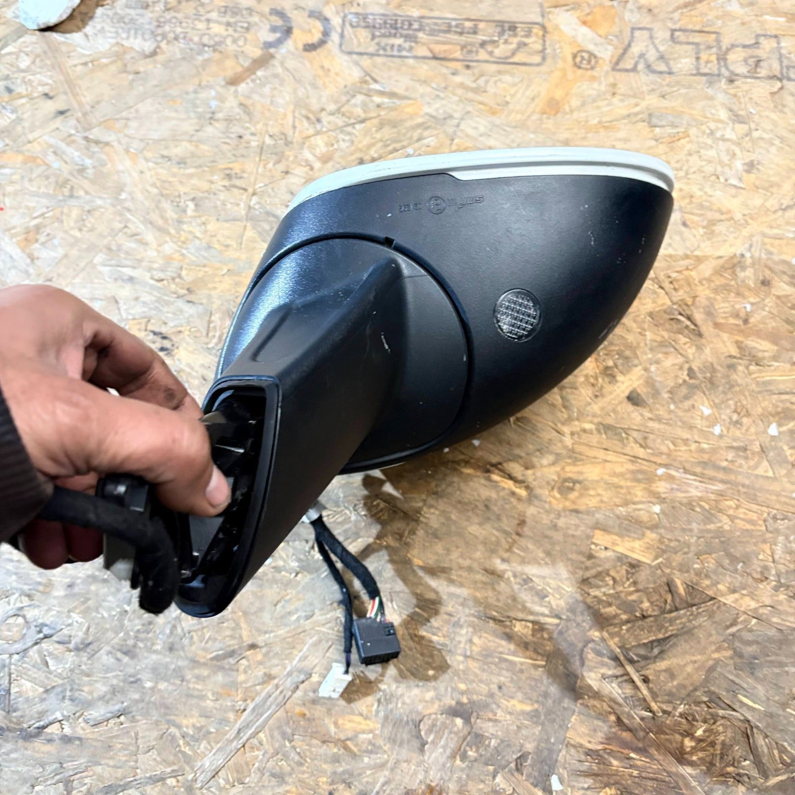 Porsche Macan 95B 2014-2018 RH Power Fold Wing Mirror 95B857508G E1021299