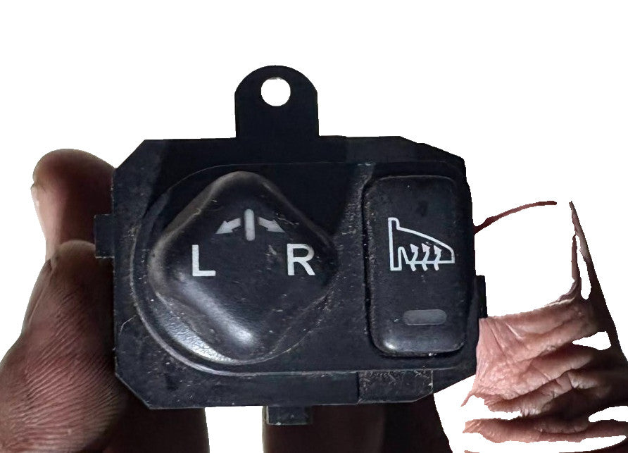 2004-2007 Honda Accord 7th Gen RHD Front Right Mirror Control Switch Heated