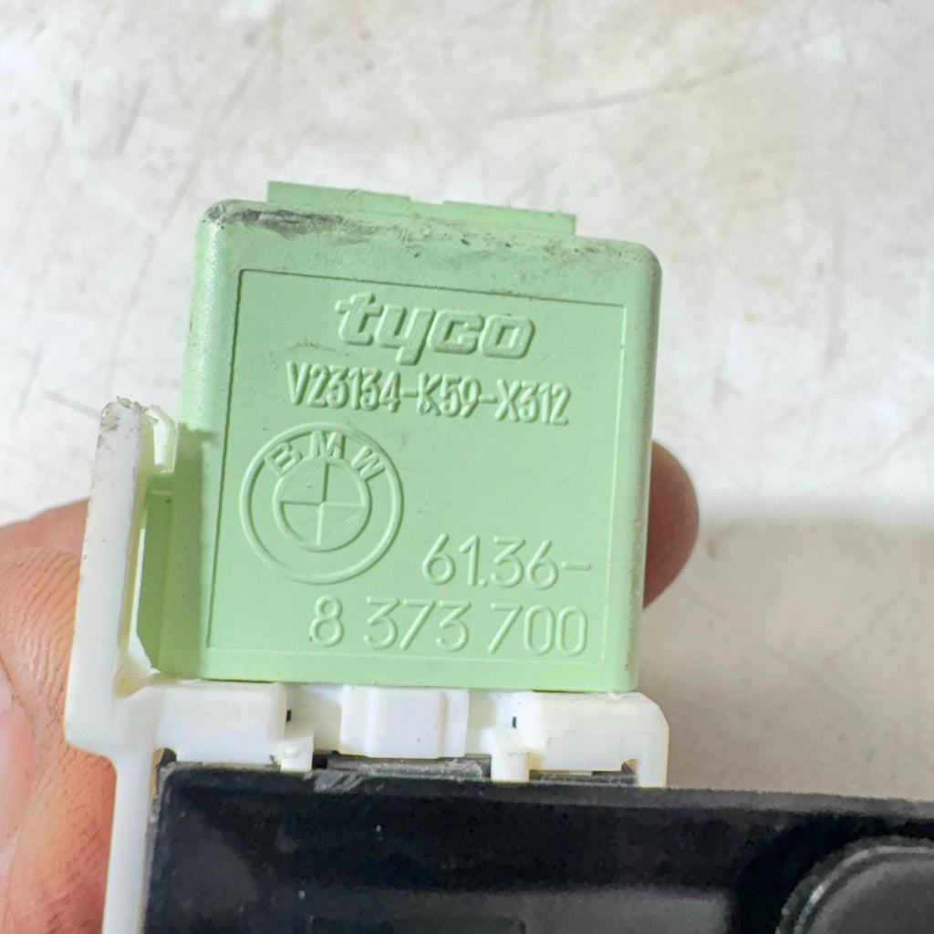 BMW & MINI White Green Make Contact Relay V23134-K59-X312