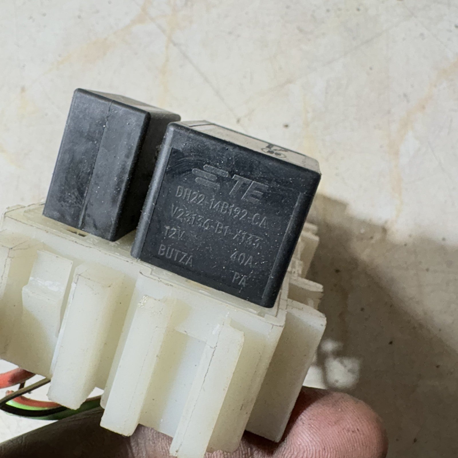 2007 Land Rover Freelander 2 LR2 L359 Fuse Box Relay Block Junction Unit