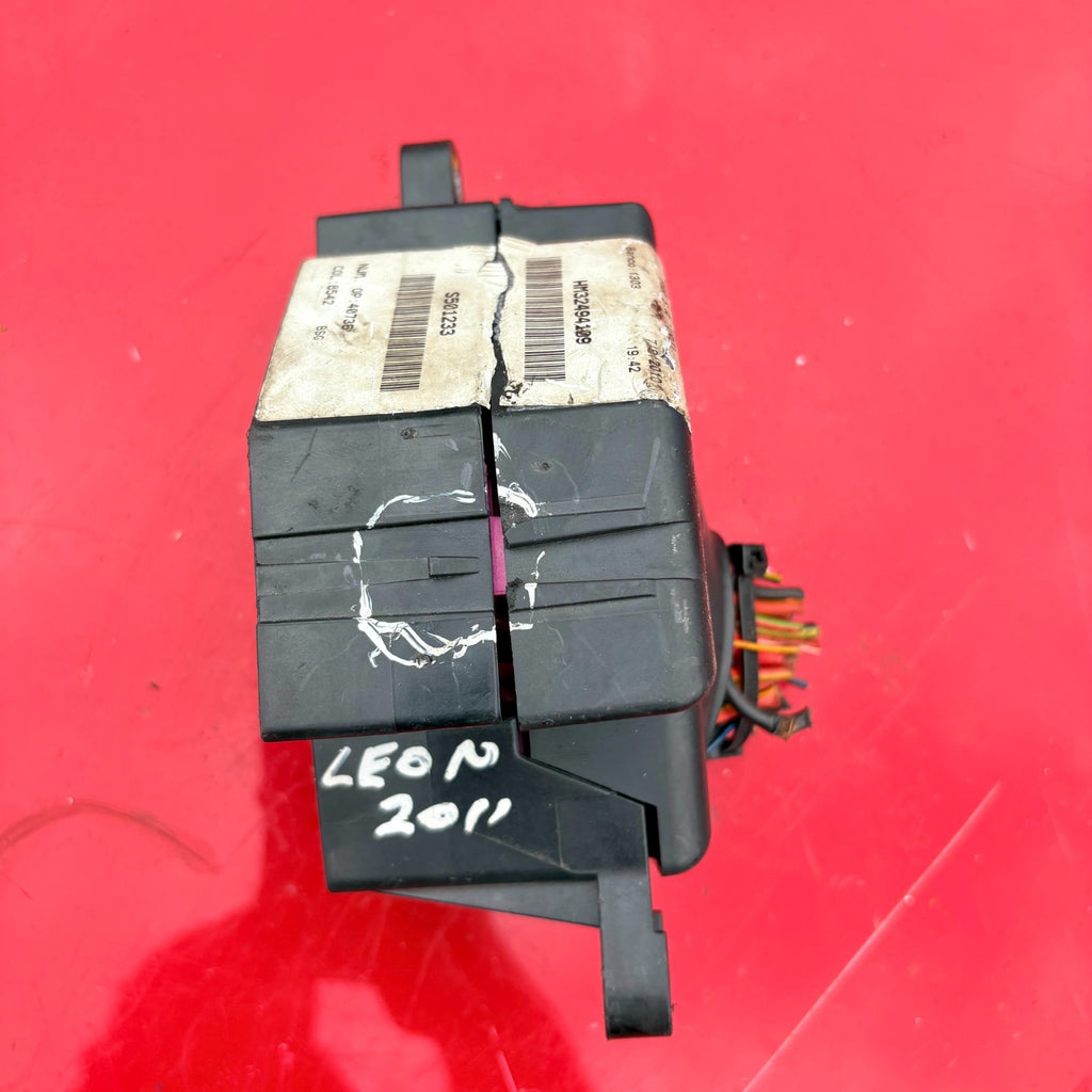 SEAT Leon Mk2 1P 2010-2012 Interior Fuse Box Junction Box S501233