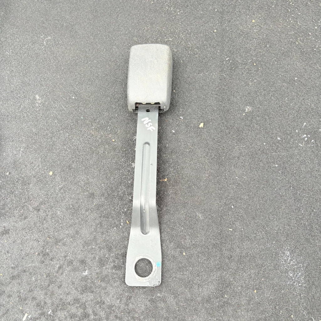 SUZUKI SWIFT FRONT PASSENGER SEAT BELT STALK BUCKLE E034501