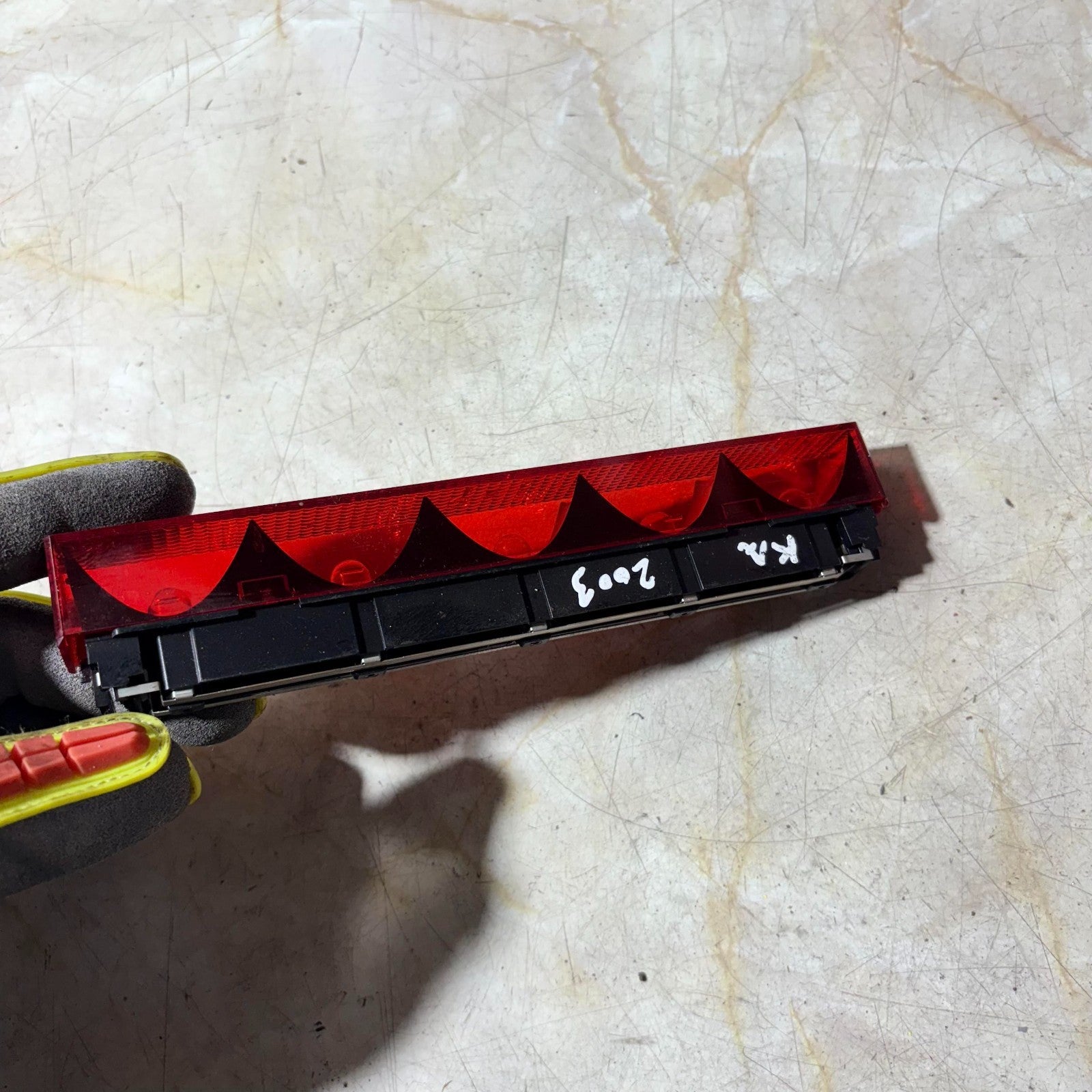 FORD KA 2003 3DR REAR TAILGATE THIRD BRAKE LIGHT