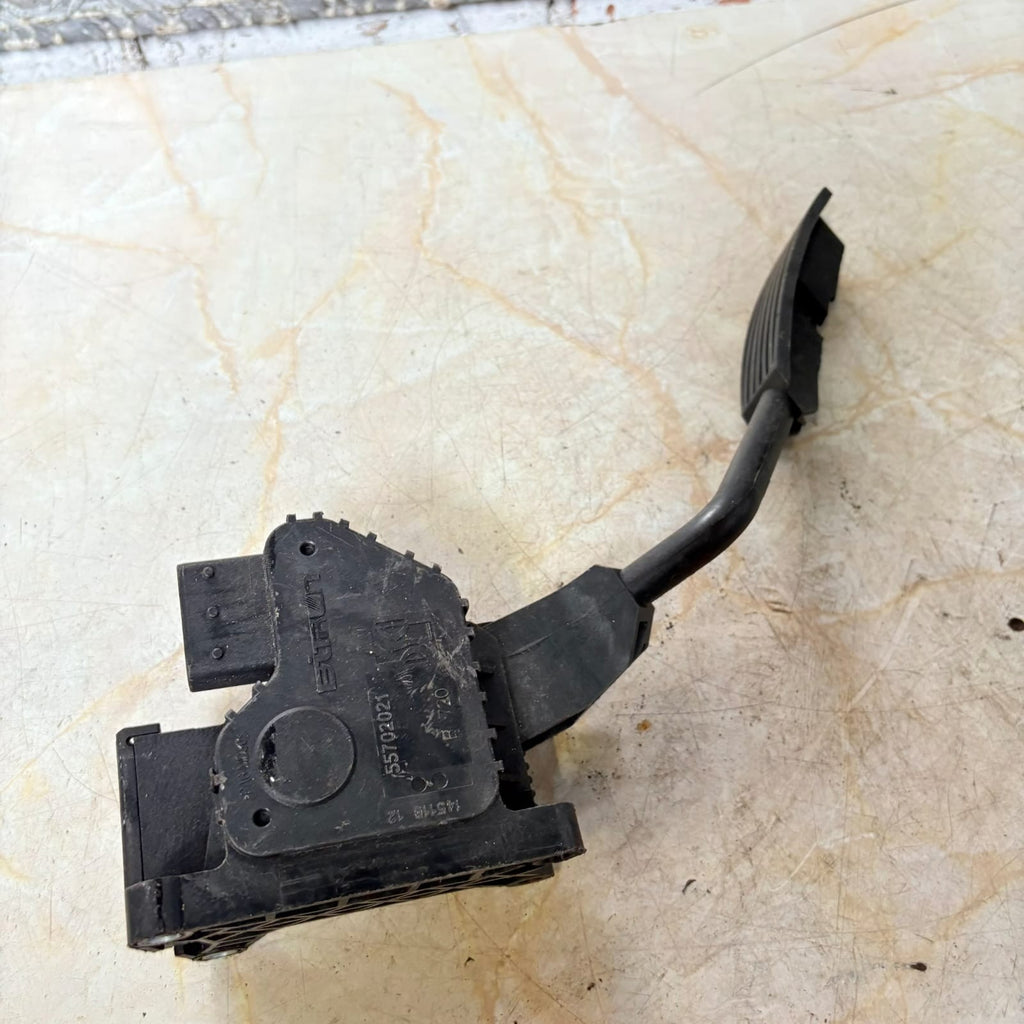 2012Vauxhall Corsa D Accelerator Throttle Pedal 55702021 Corsa E 1.0 1.2 1.3 1.4