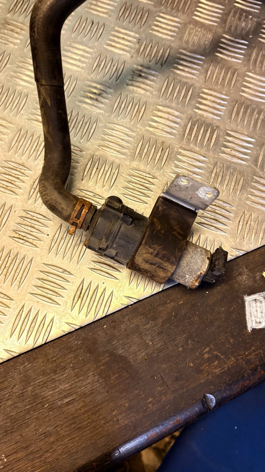 2004-2008 Chrysler Crossfire Auxiliary Water Pump