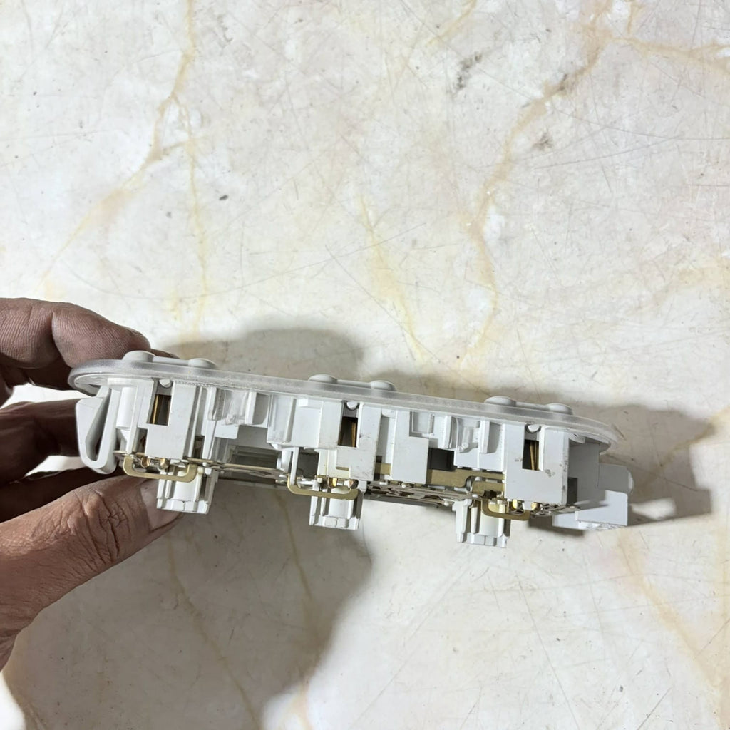 NISSAN QASHQAI J10 2008 REAR INTERIOR LIGHT WITH CONNECTOR