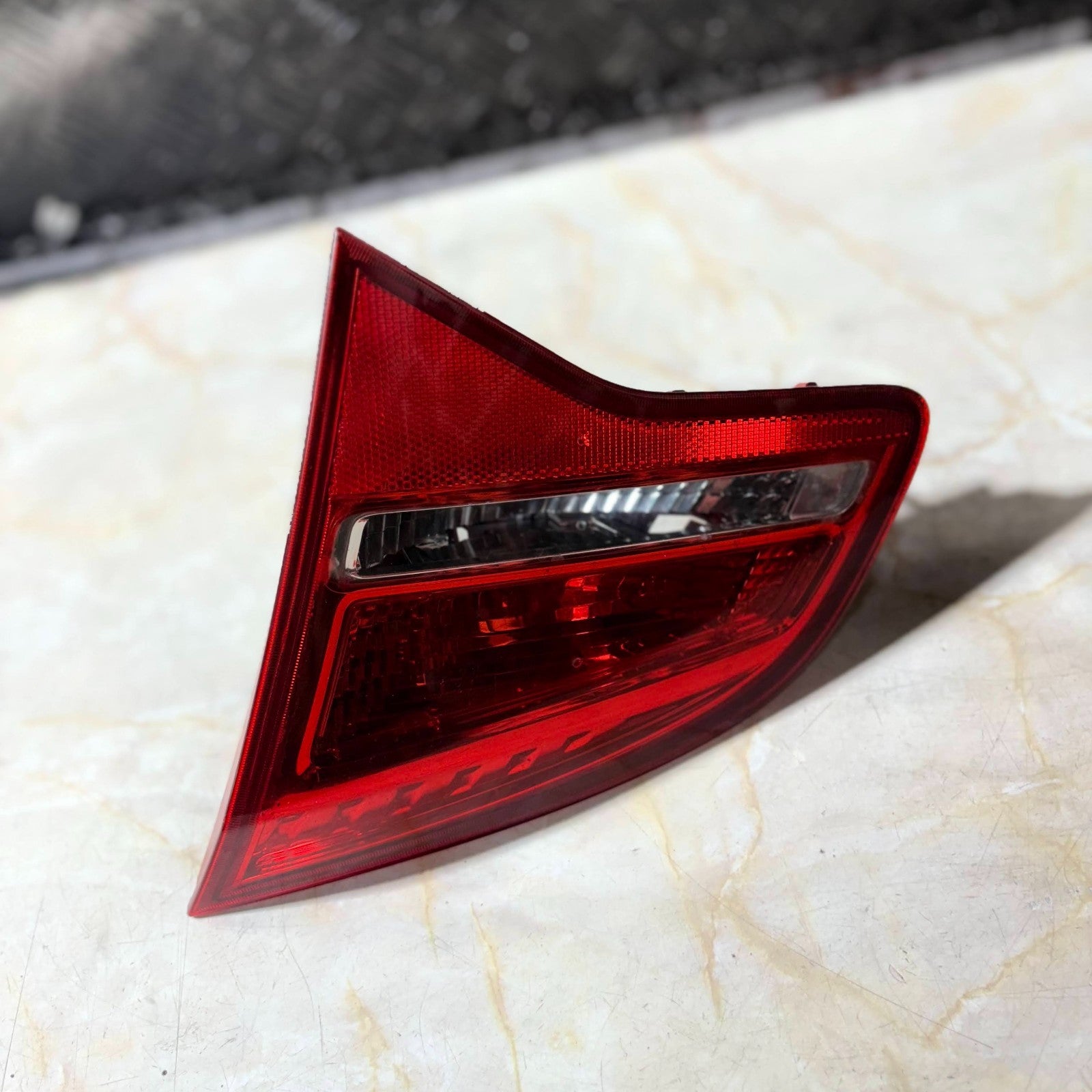 VAUXHALL MERIVA B MK2 2010-2017 RIGHT DRIVER SIDE REAR INNER TAIL LIGHT 21628003
