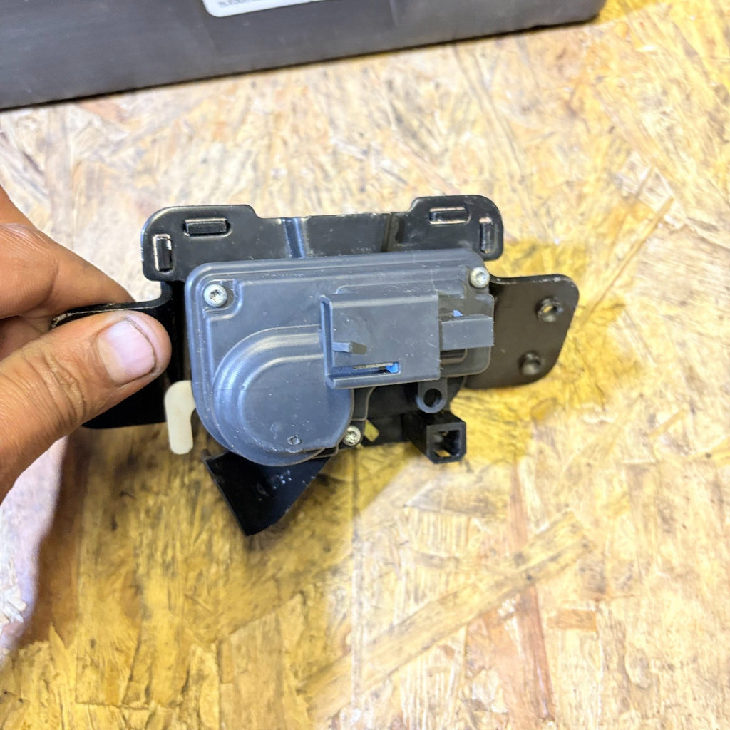 Dodge Caliber 2006-2012 Rear Tailgate Boot Lock Catch 5 Door