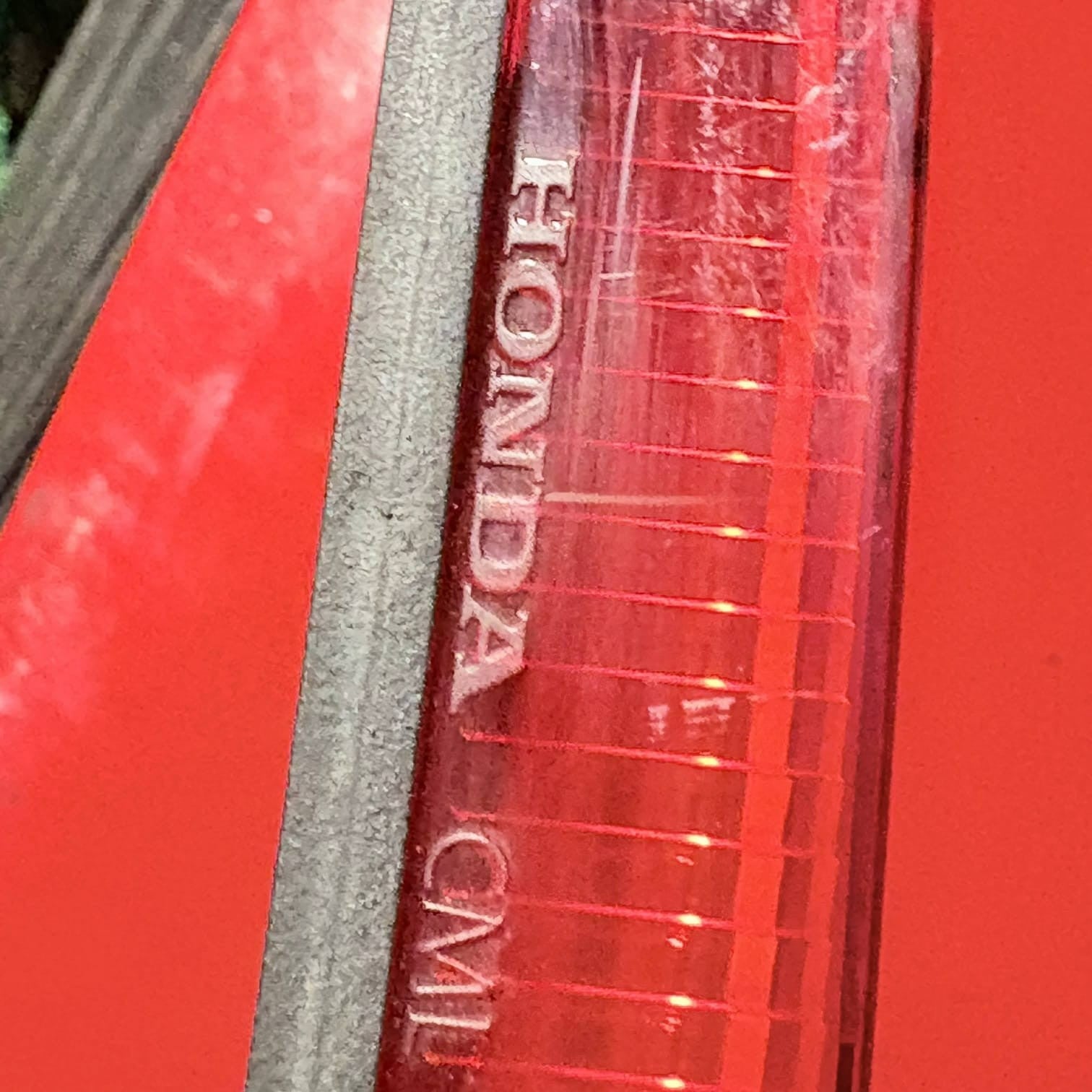 HONDA CIVIC MK8 REAR TOP THIRD BRAKE LIGHT 34270-SMG-E010